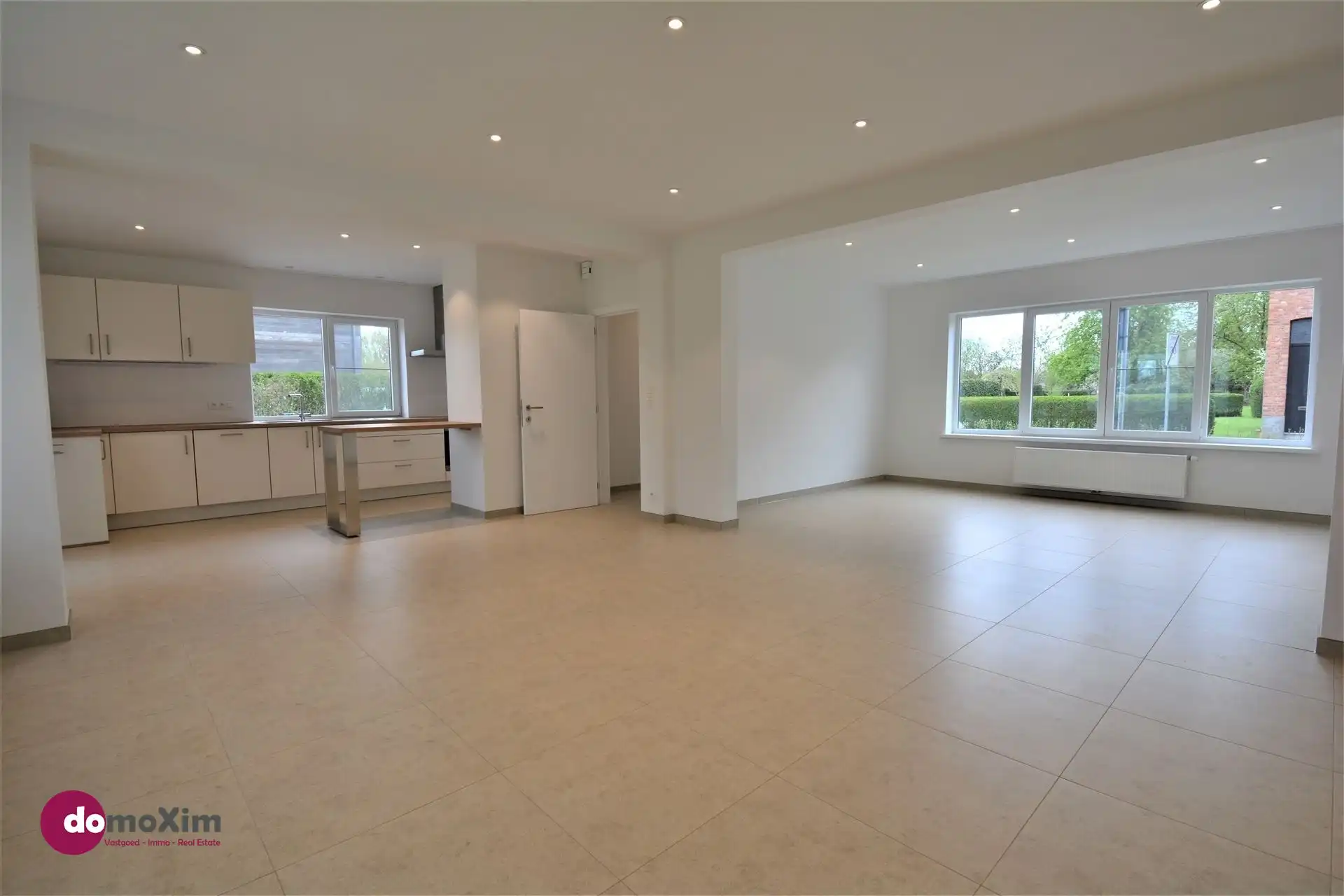Mooie gerenoveerde woning met 3 slaapkamers nabij de dorpskern van Boortmeerbeek foto 3