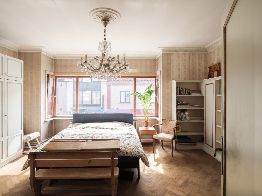 Wondelgem - Ruime (397 m2 bvo) en karaktervolle, op te frissen burgerwoning met art-déco elementen en prachtige tuin op een boogscheut van het Centrum van Gent. foto 15