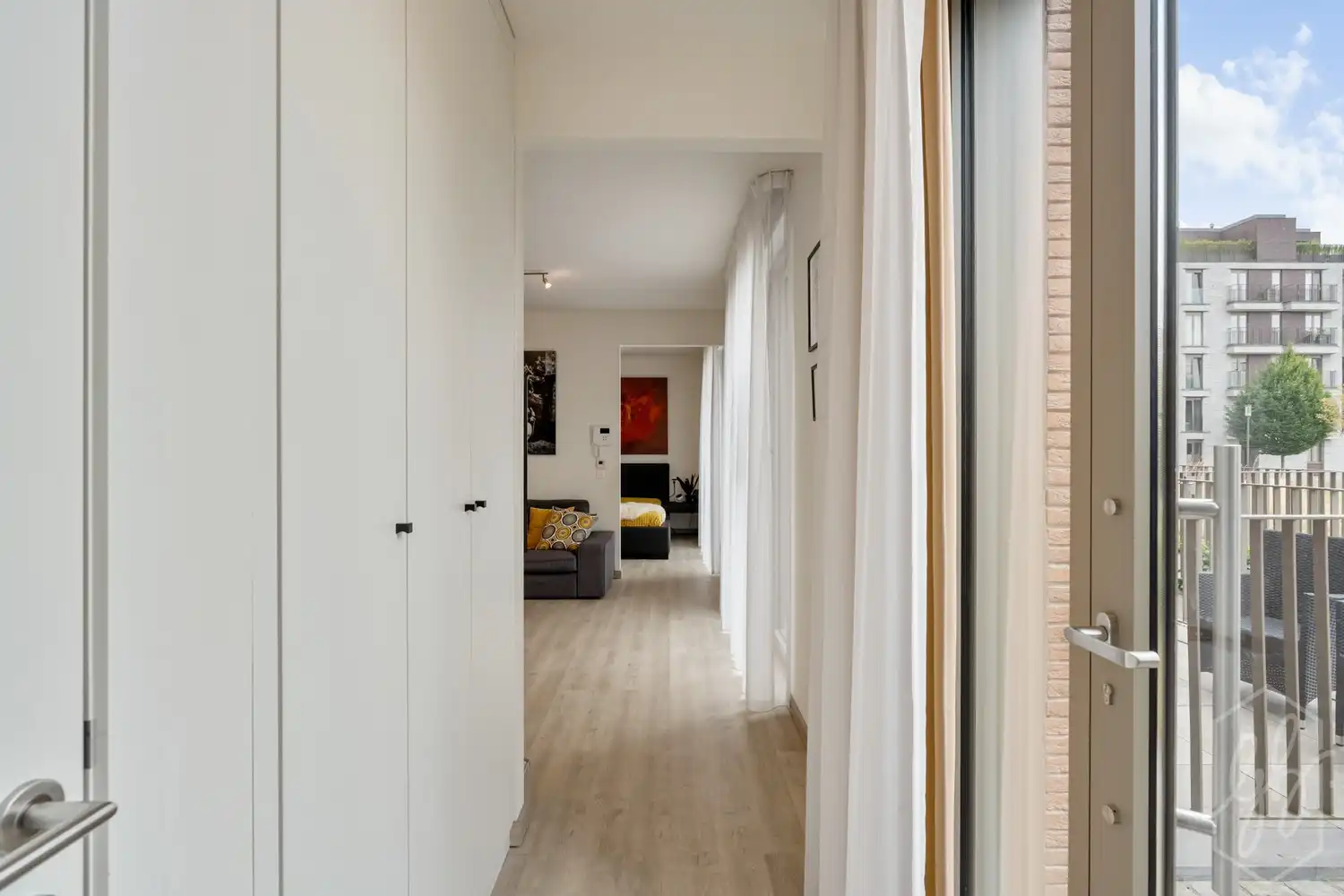 Exclusief, instapklaar appartement met ruim terras in Quartier Bleu foto 15