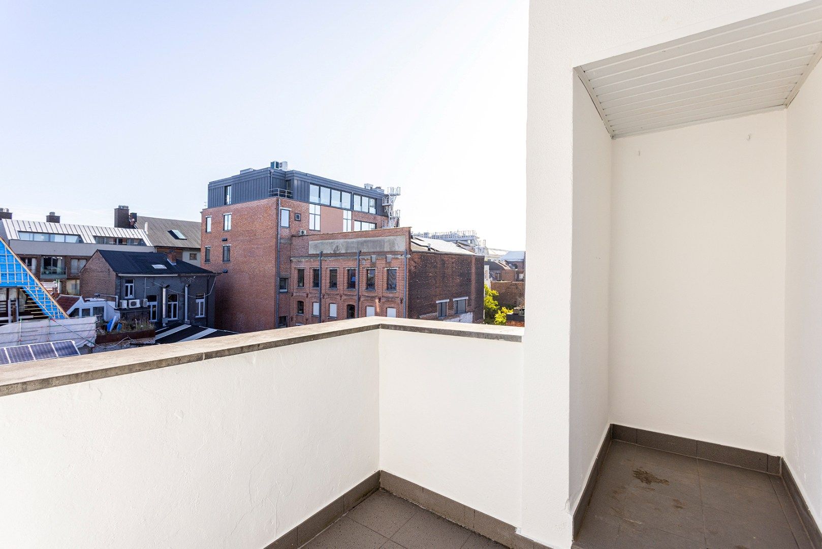 Prachtig, instapklaar 2 slpk app met 2 terrassen op't Zuid! foto 14