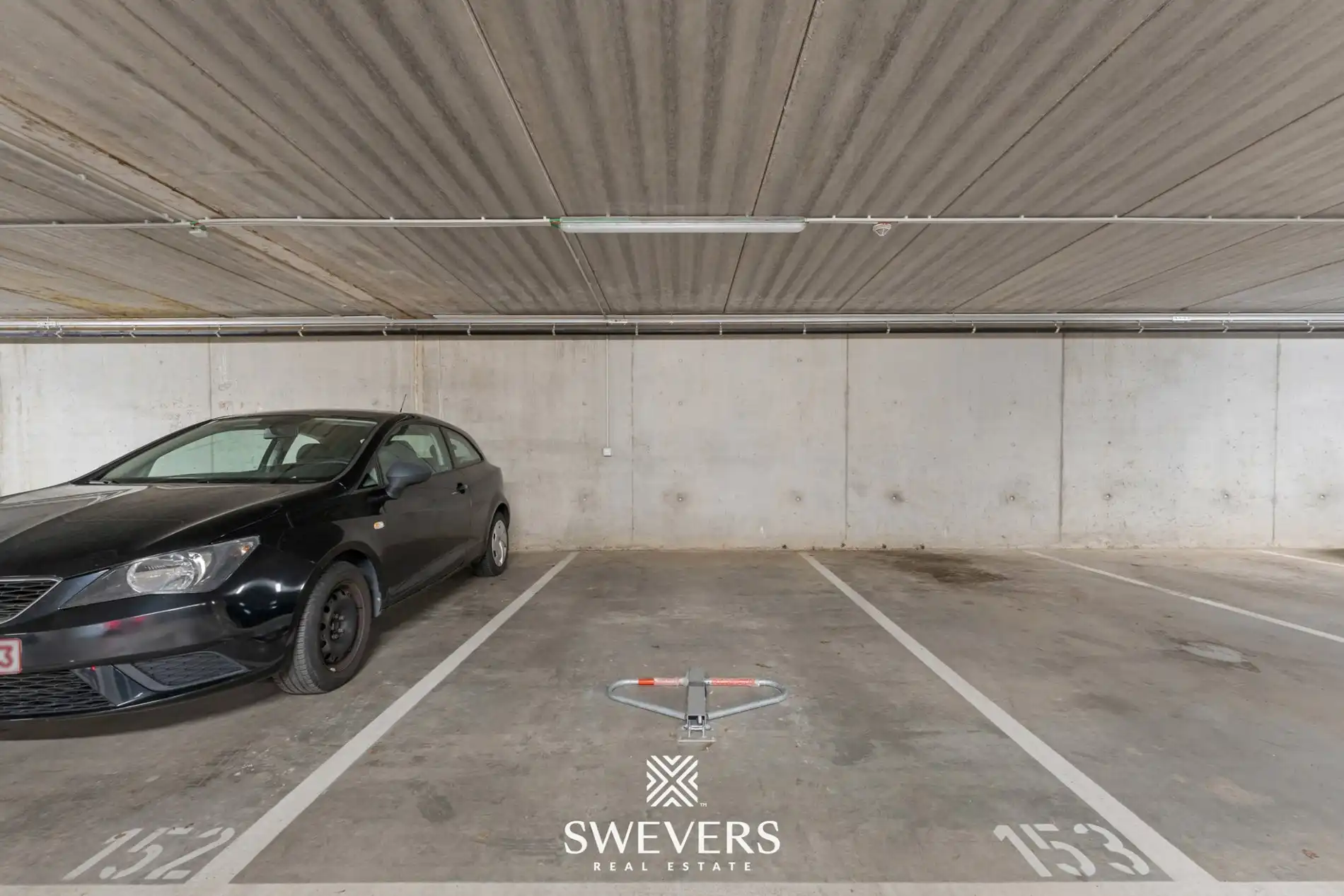 Stijlvol appartement met zonovergoten terras en topuitzicht in hartje Hasselt  foto 20