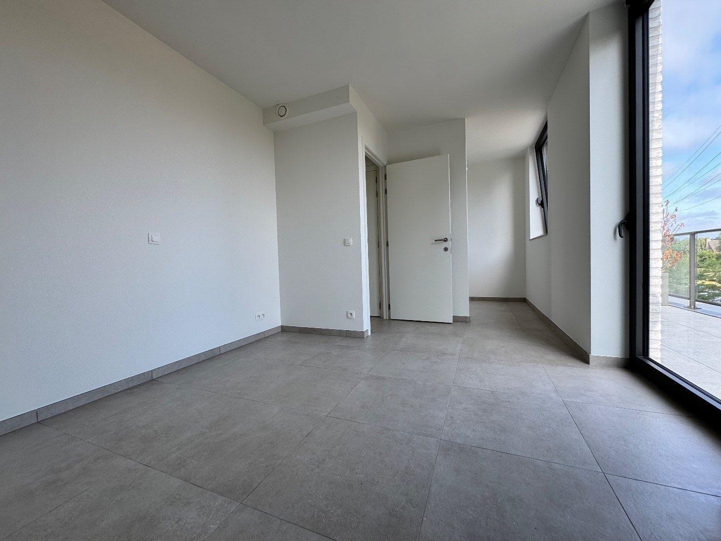Nieuwbouwappartement met autostandplaats te Izegem  foto 19