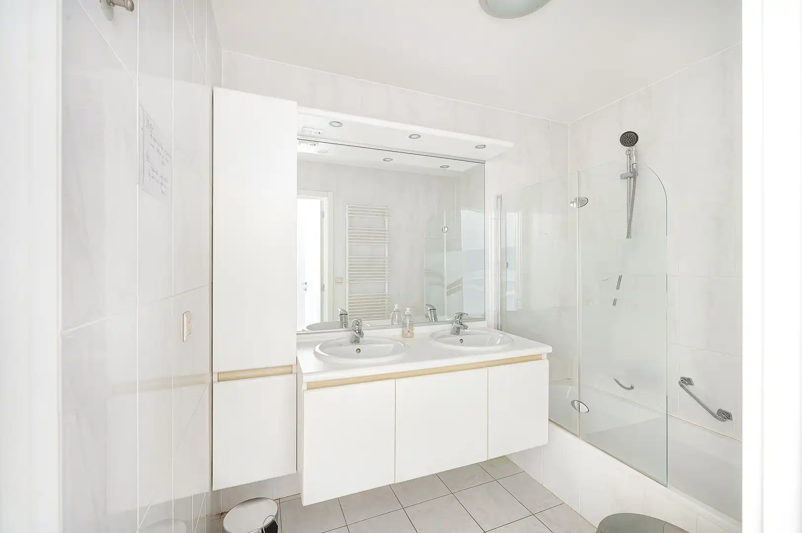 Lichtrijk mezzanine-appartement met 3 slaapkamers op topligging. foto 17