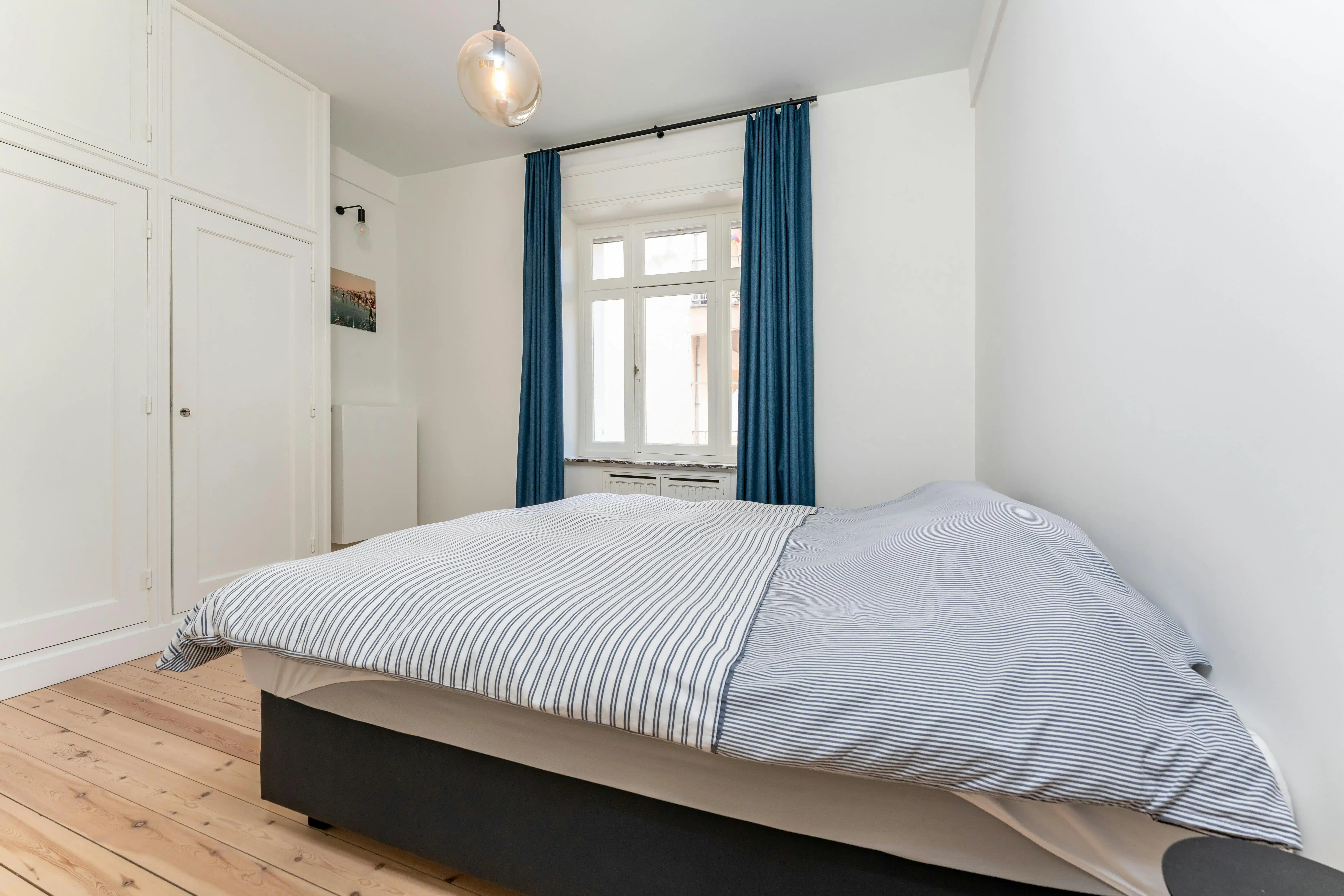 Uniek, historisch en ruim appartement te koop op de zeedijk  foto 6