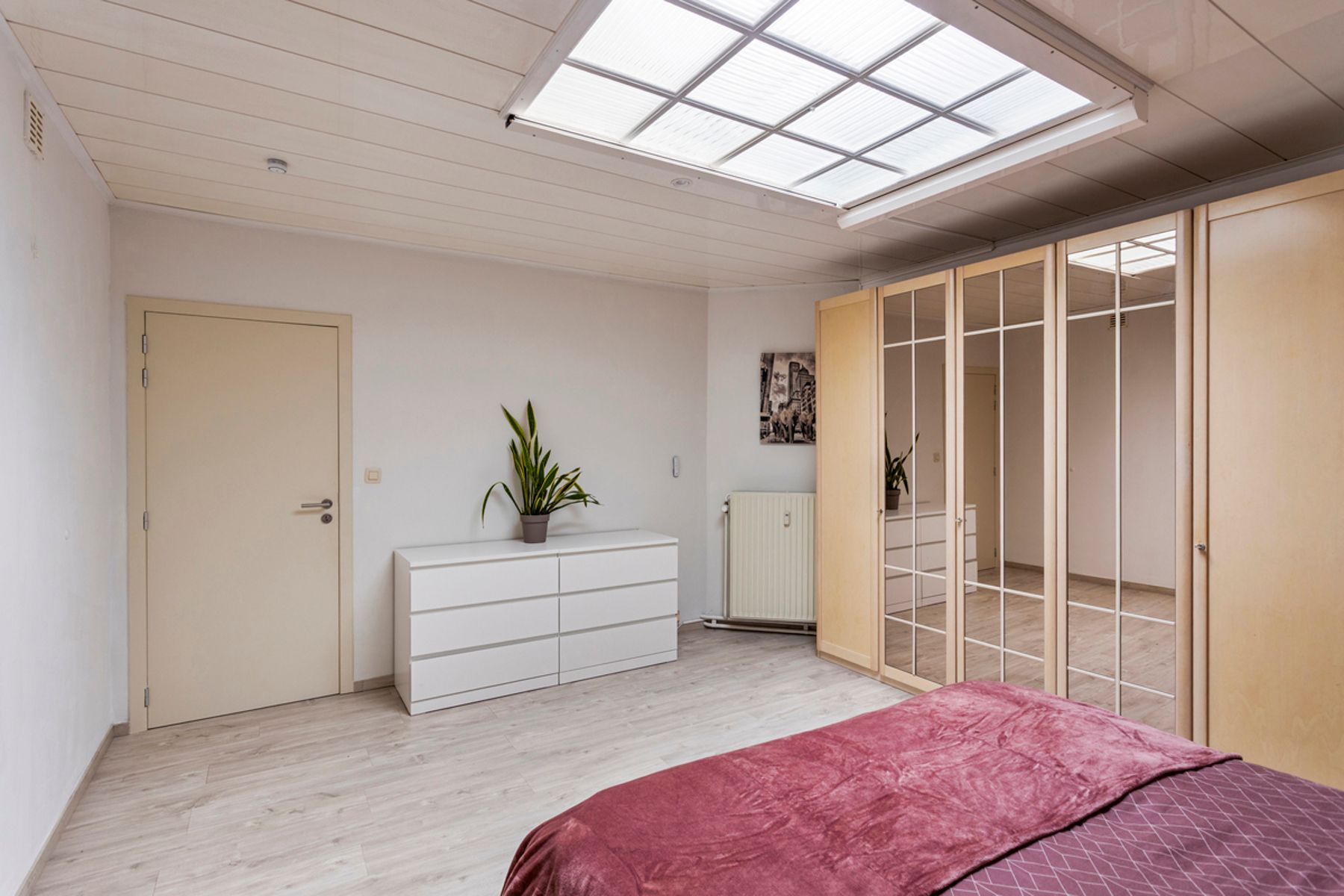 Zeer ruim appartement (153m2) met 3 slaapkamers, 2 badkamers foto 11