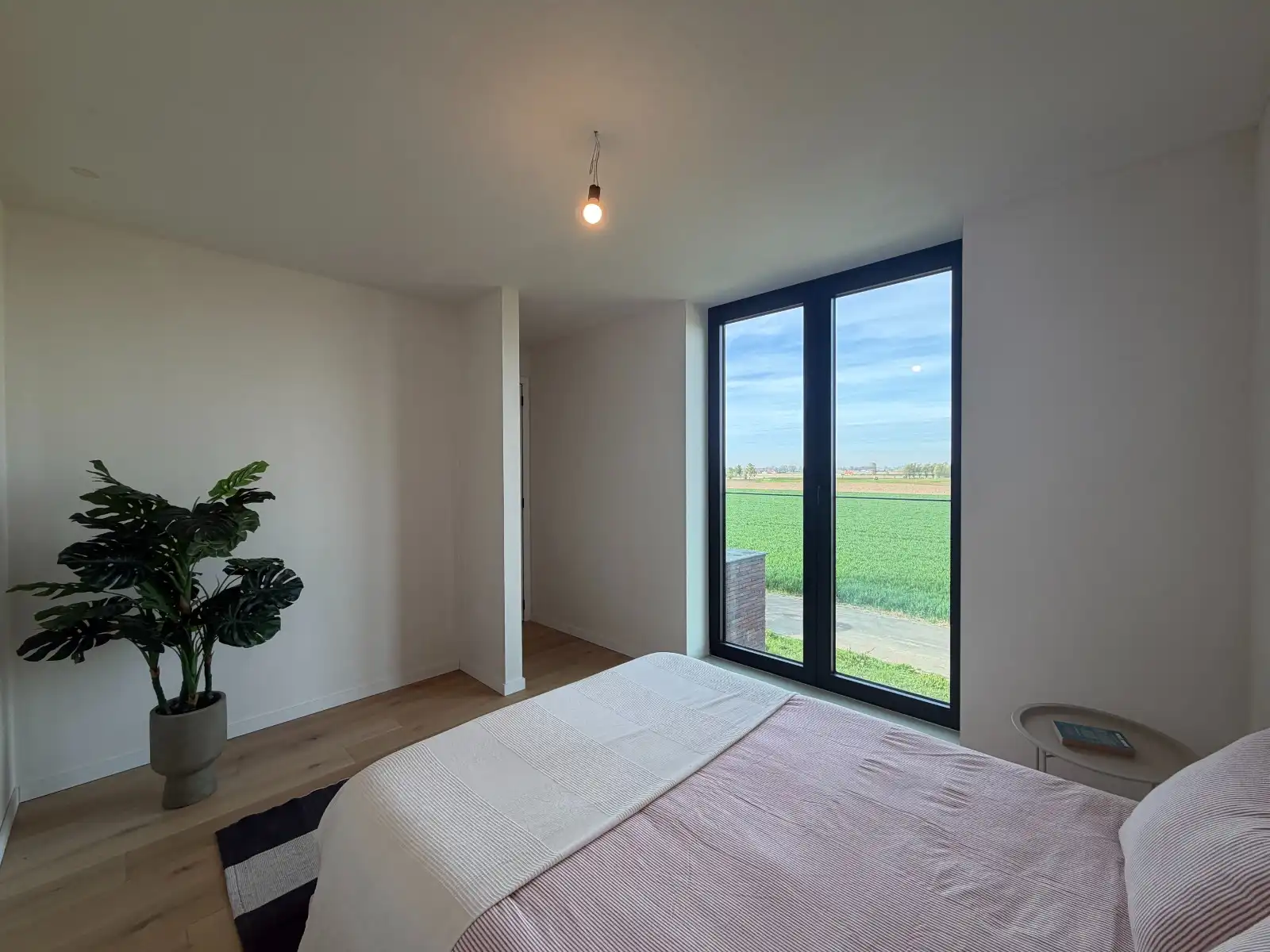 Rustig gelegen nieuwbouwwoning foto 14