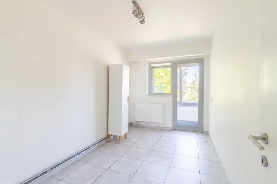 Twee slaapkamer appartement met terras! foto 8