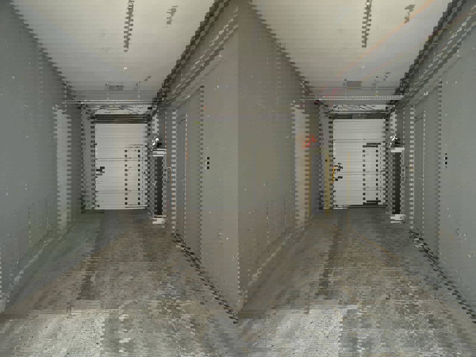 Opslagplaats van 350 m² nabij centrum Wetteren foto 7