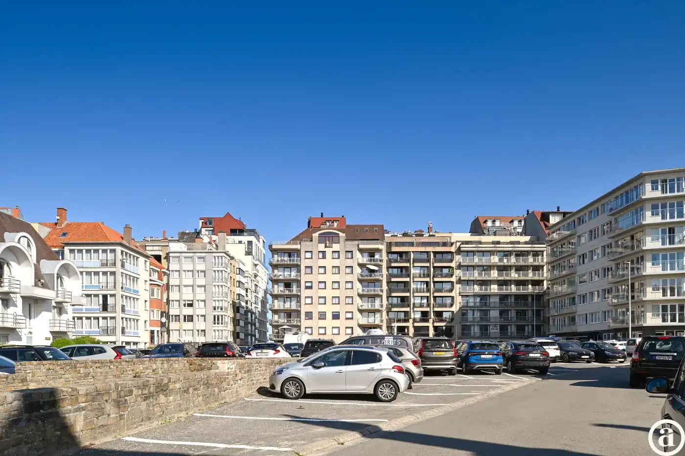Ruim duplexappartement met 4 slaapkamers en zonneterras.  foto 12