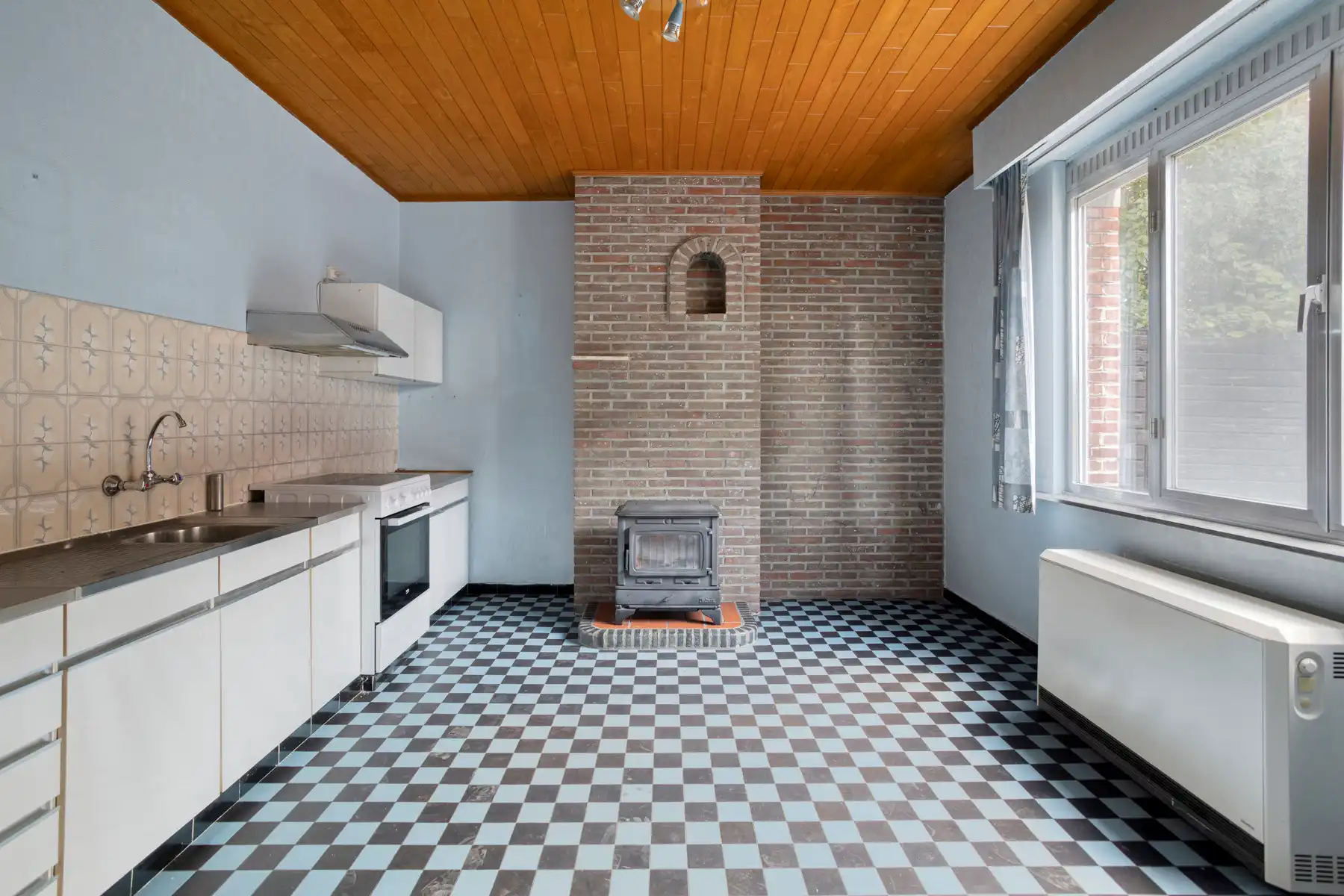 Te renoveren woning op uiterst rustige locatie foto 11