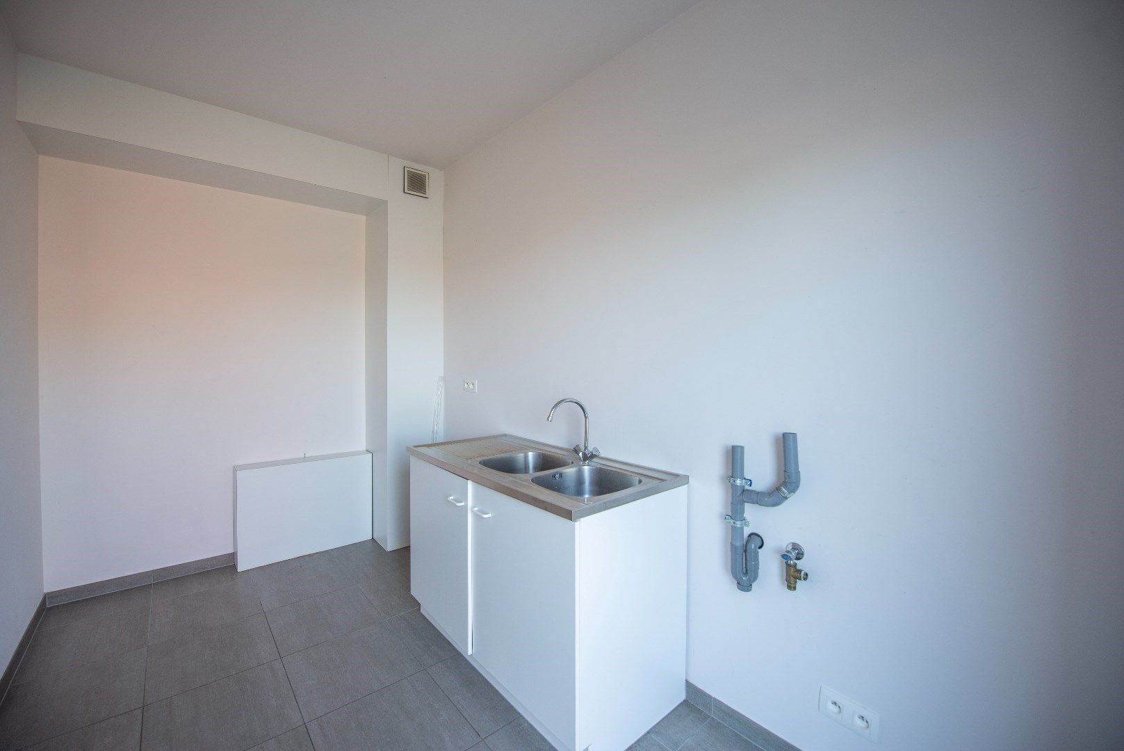 Recente energiezuinige instapklare woning met 4 slpk op centrale ligging te Ruiselede foto 11