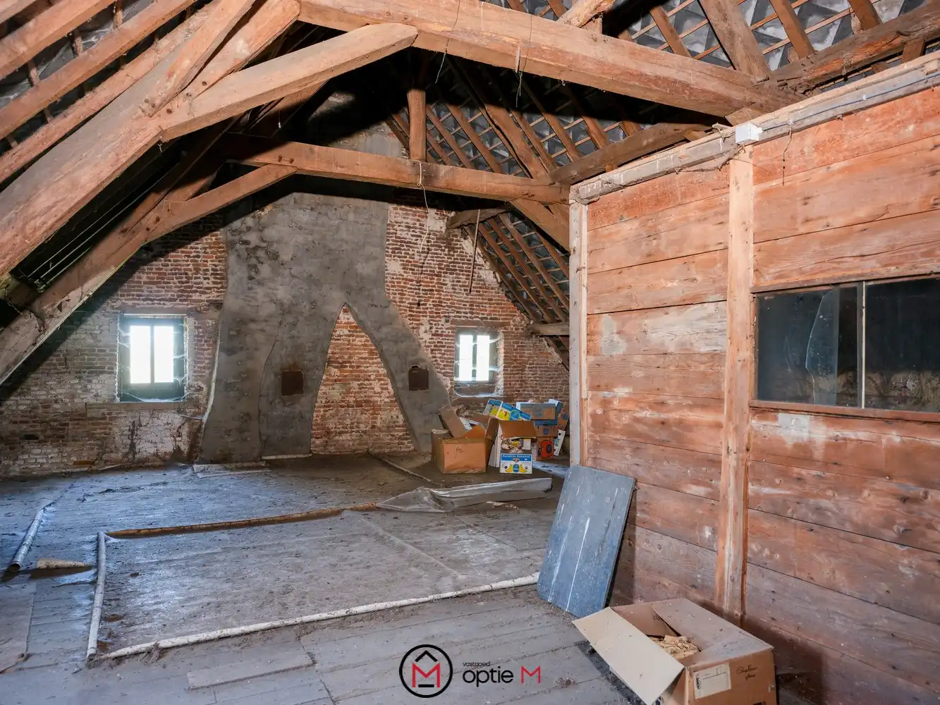 Historische pastorie te koop in het hart van Geetbets foto 44