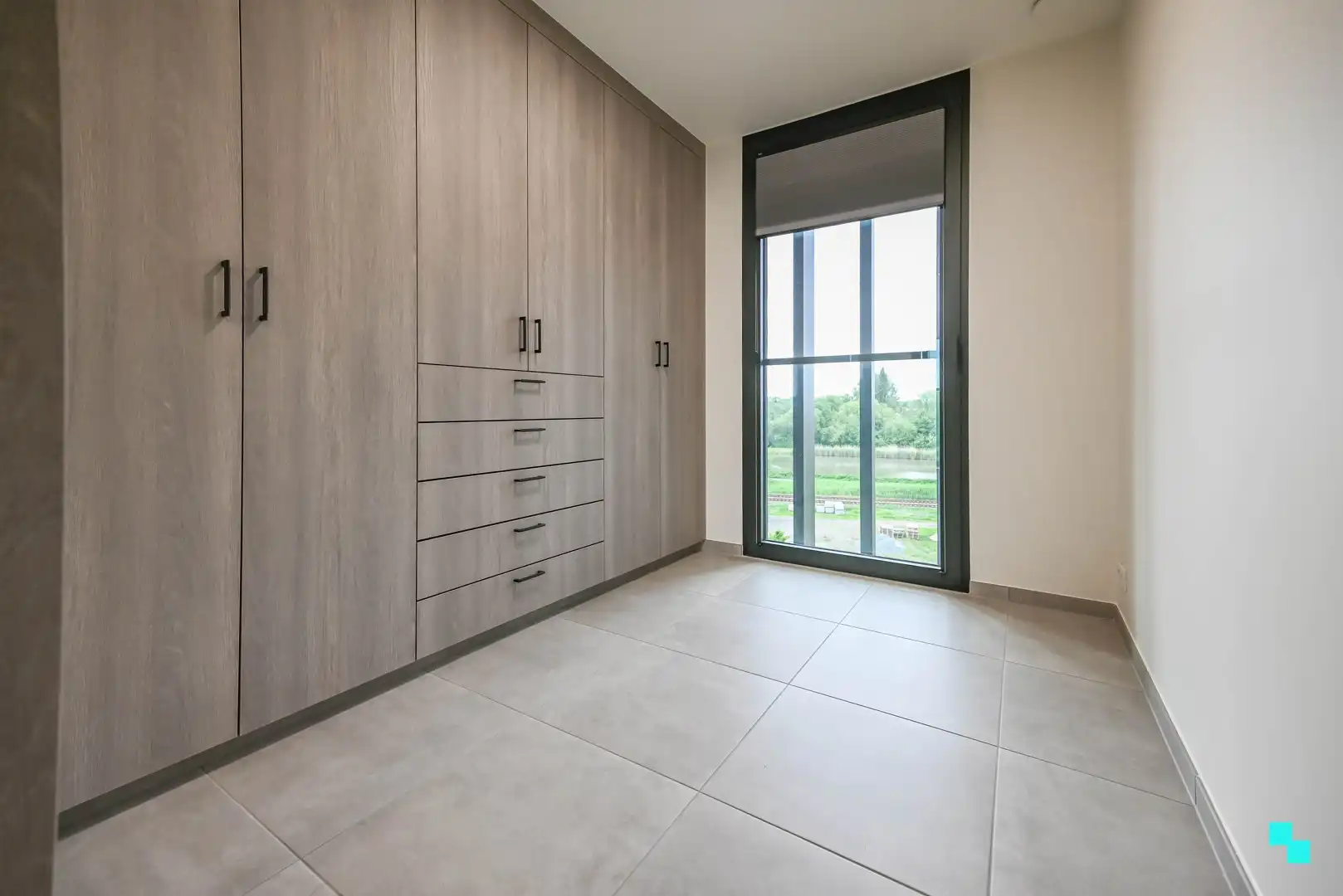 Hoekappartement in blok VI van residentie Blauwpoorte foto 14