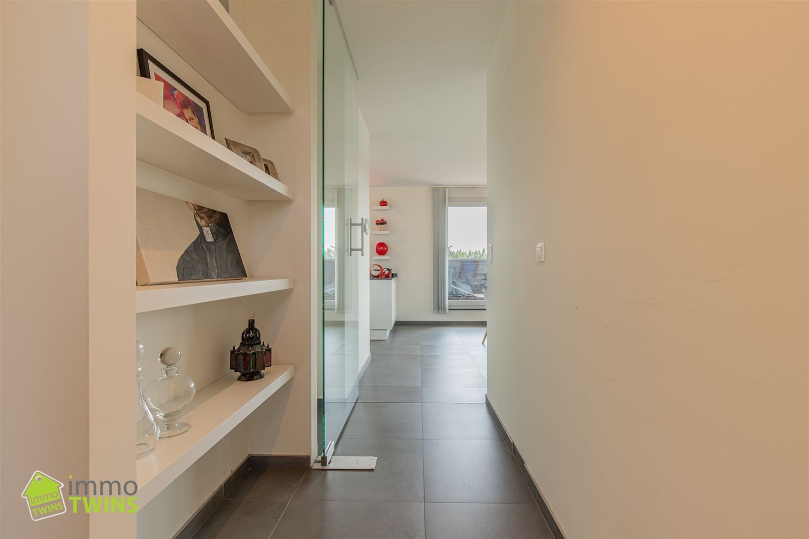 Luxueus penthouse met ruim terrassen en prachtig uitzicht in residentie Vroonhof foto 20