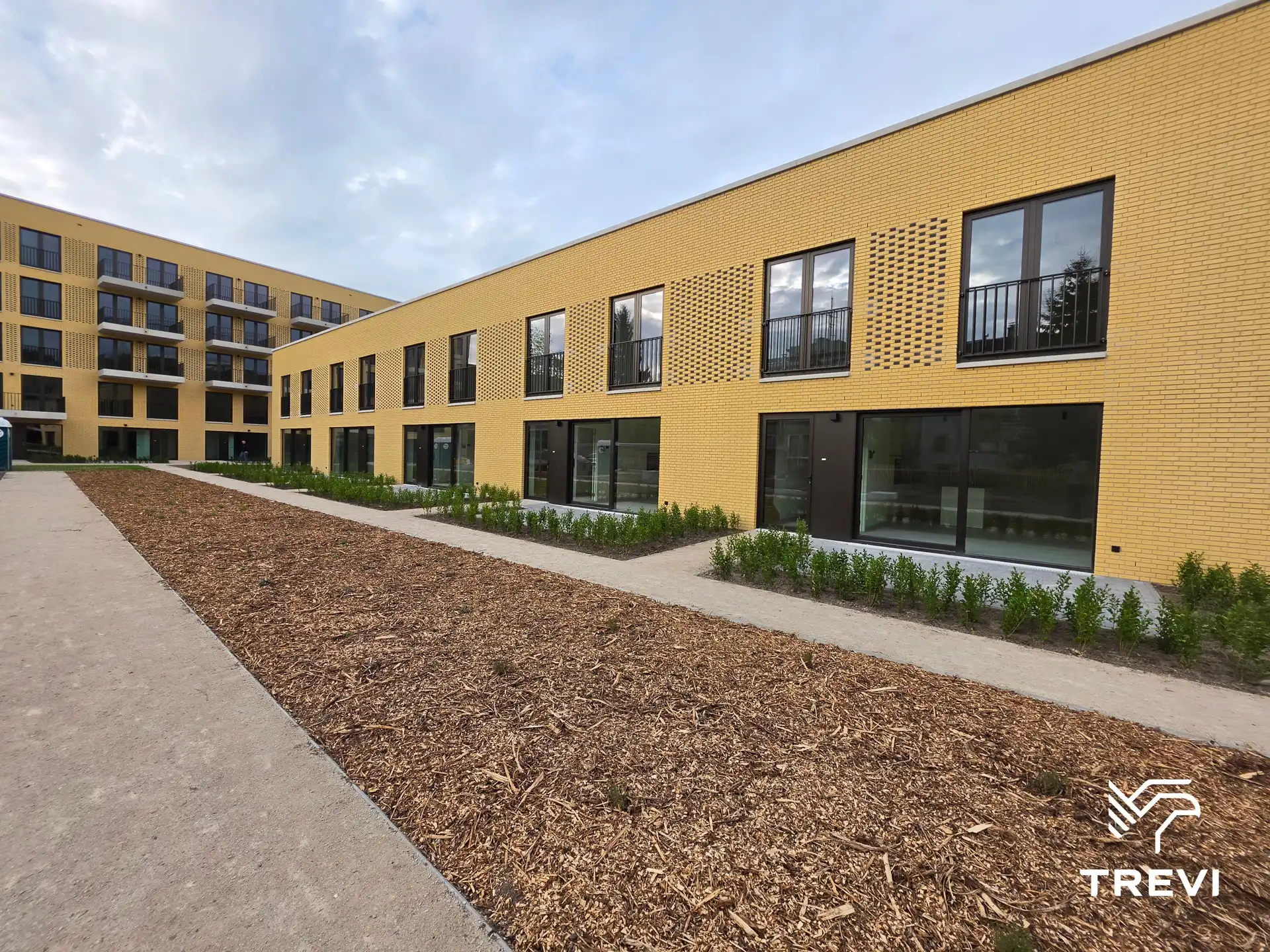 Nieuwe duplex met 4 kamers en ruime kamers foto 25
