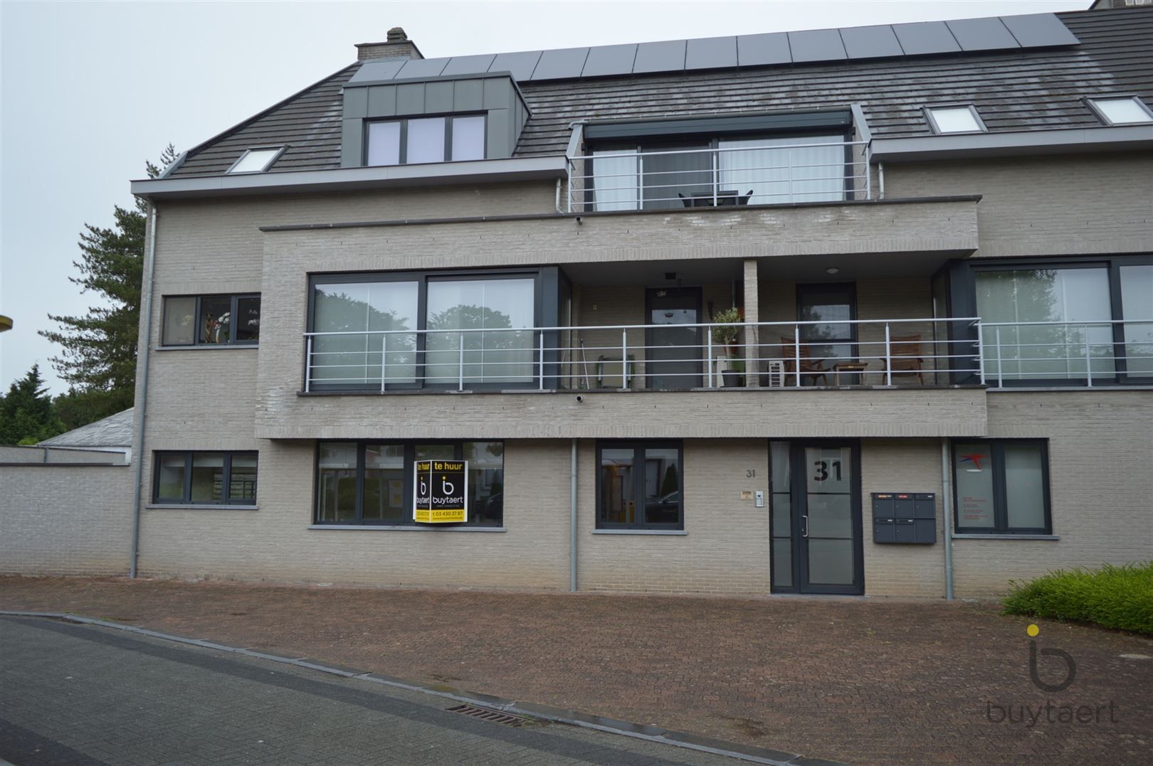Gelijkvloers appartement met tuin te Zandhoven! foto {{pictureIndex}}