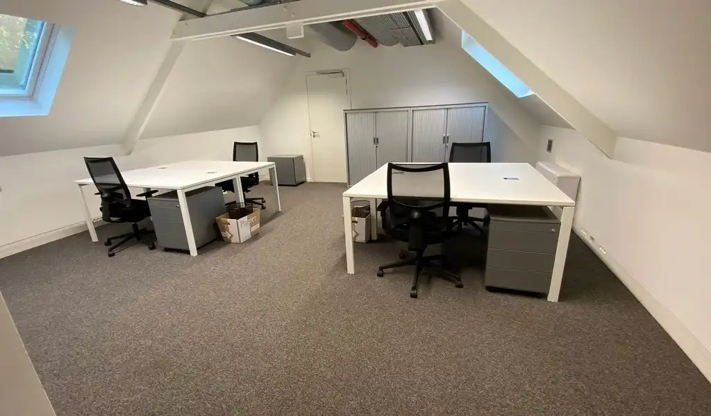 Gemeubelde kantoren in Axxes Business Center in Merelbeke foto 8