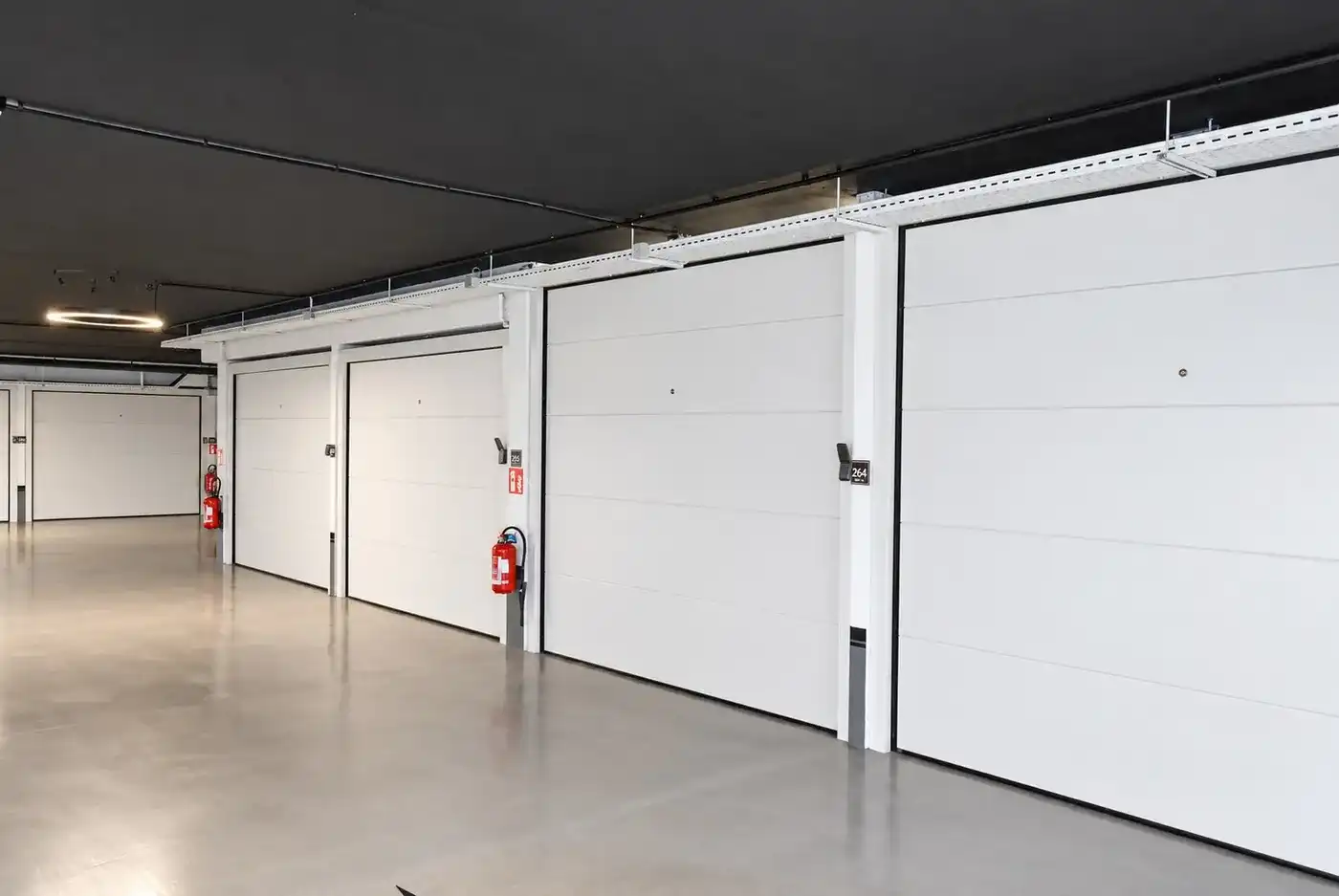Matuvu - goed gelegen garagebox onder het Albertplein foto 4
