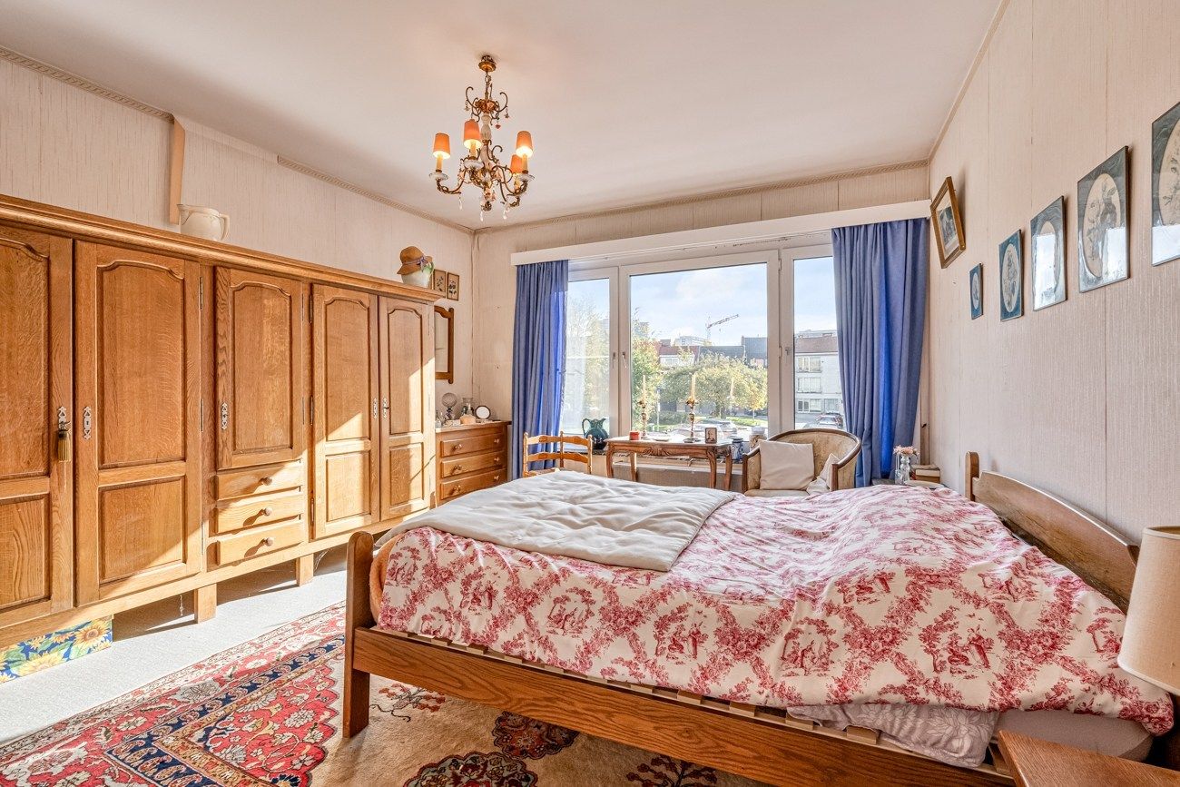 Gezellige, te renoveren, woning met charmante tuin aan een groenzone foto 19