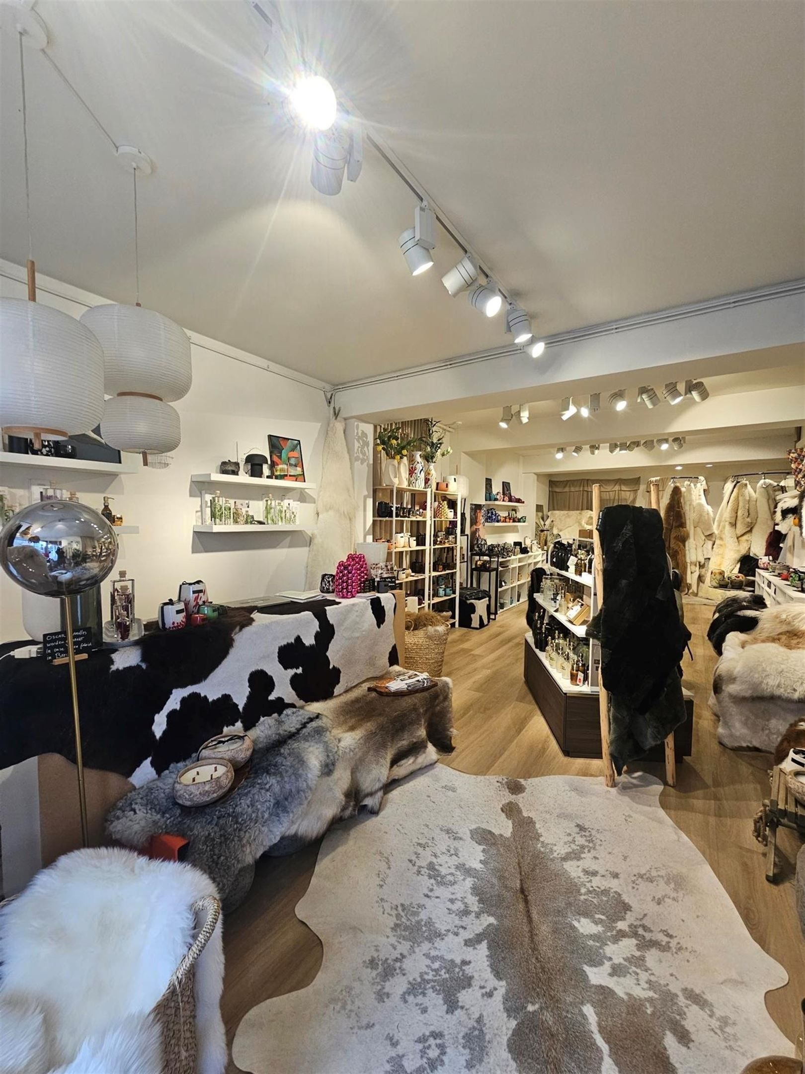 Handelspand in het centrum van Brasschaat foto 3