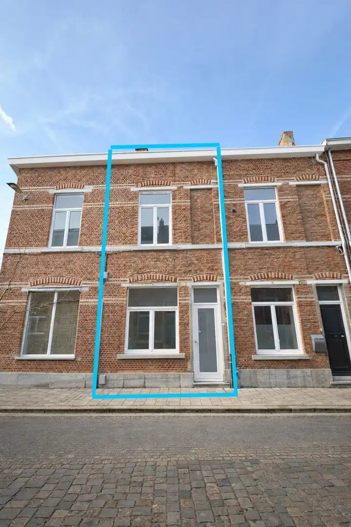 Opbrengsteigendom – volledig vernieuwd – 3 studentenkamers met eigen sanitair – Leuven centrum foto 3