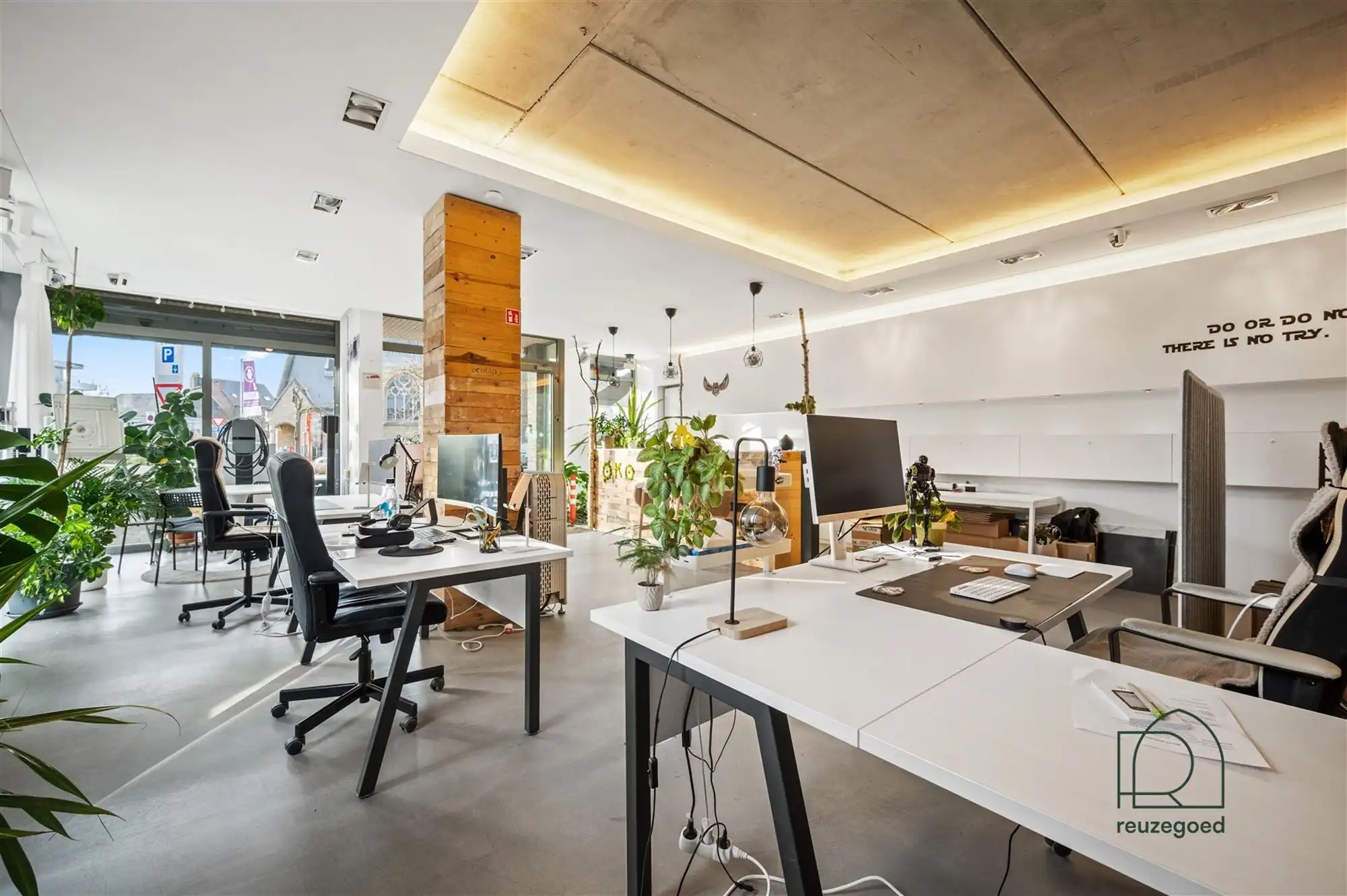 Handelspand met topligging op het Kerkplein van Bonheiden foto 10