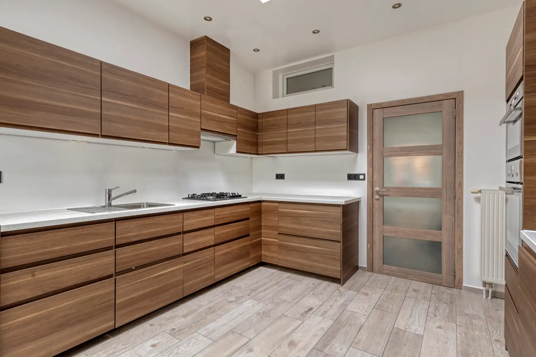 Charmante stadswoning op toplocatie nabij station & fietsostrade foto 2