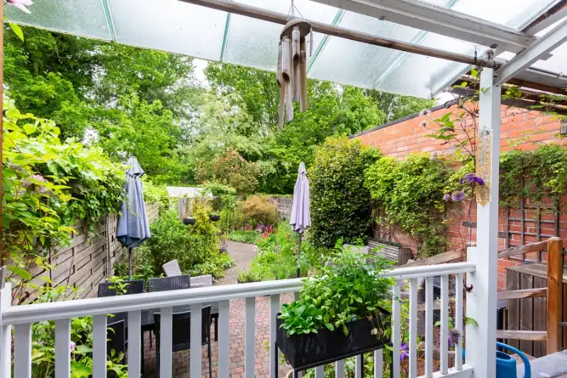 Gezellige gezinswoning met fijne tuin. foto 11