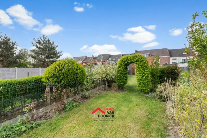 Ruime woning 3 slaapkamers - tuin op 360m² foto 15