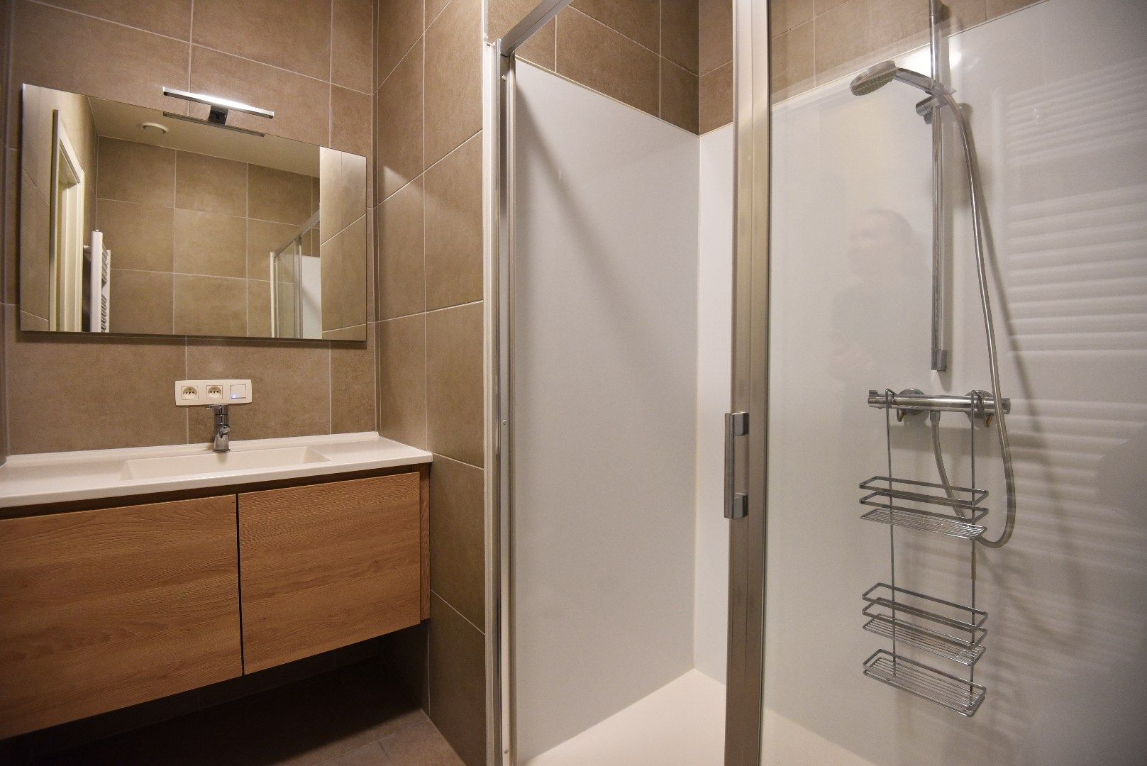 Energiezuinig appartement met 2 slaapkamers, terras en garage te Maldegem foto 3