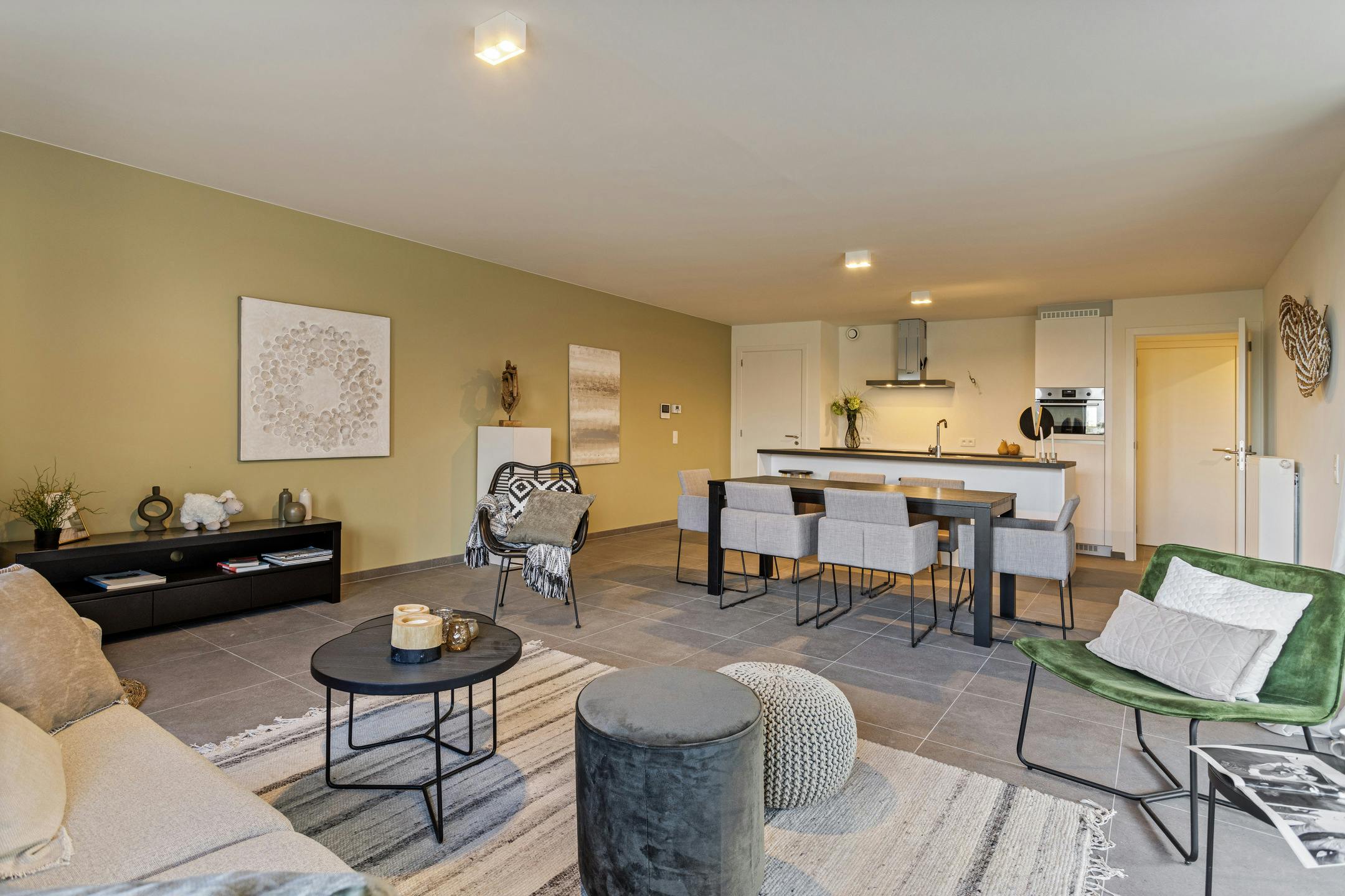 Modern appartement met prachtig terras te koop in Rumbeke foto 4