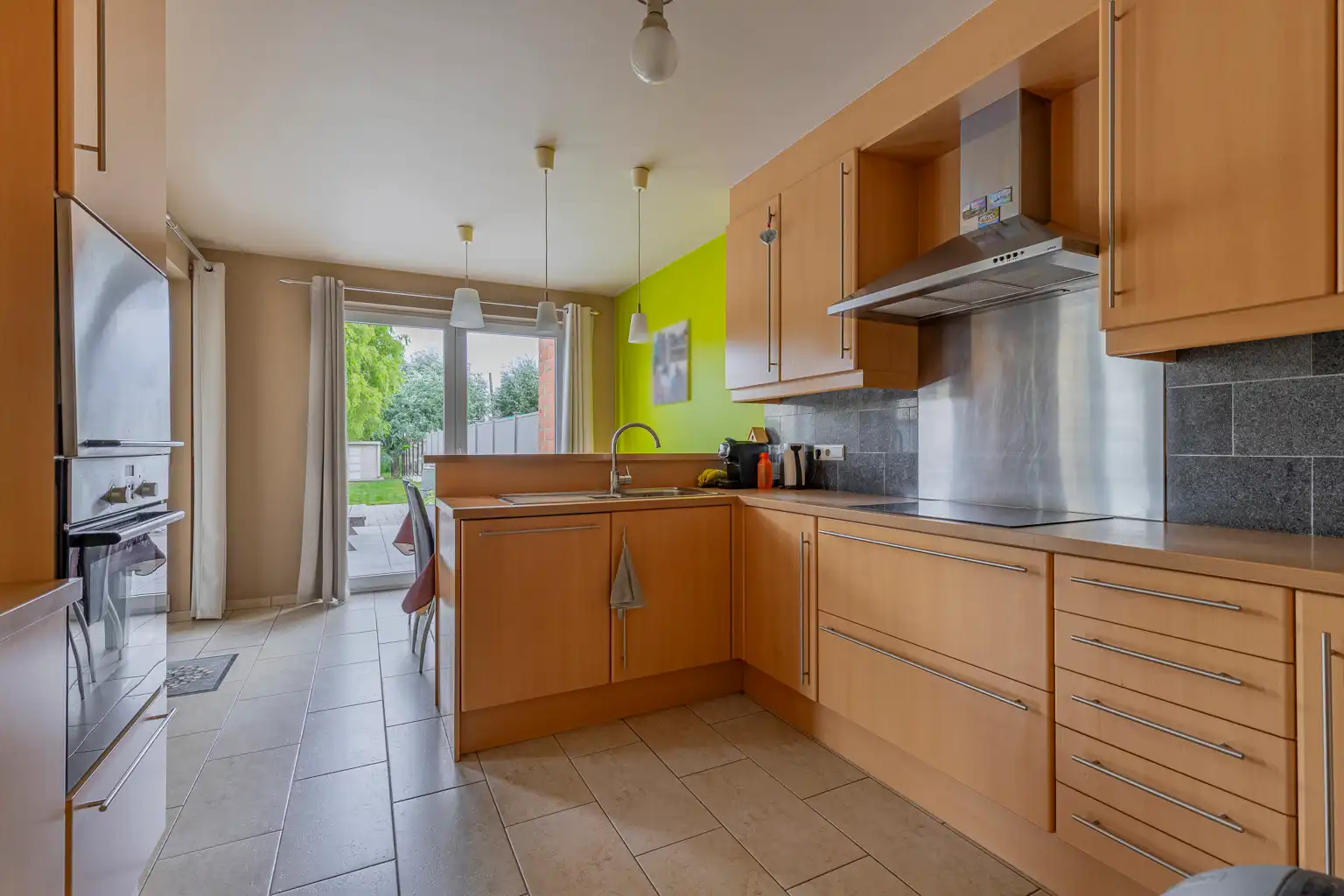 Instapklare gezinswoning met 4 slaapkamers! foto 4