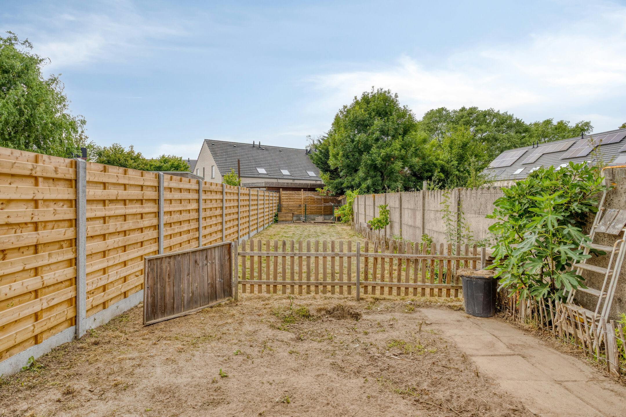 Lichtrijk huis met 4 slaapkamers en zuidwest gerichte tuin in Ieper foto 6