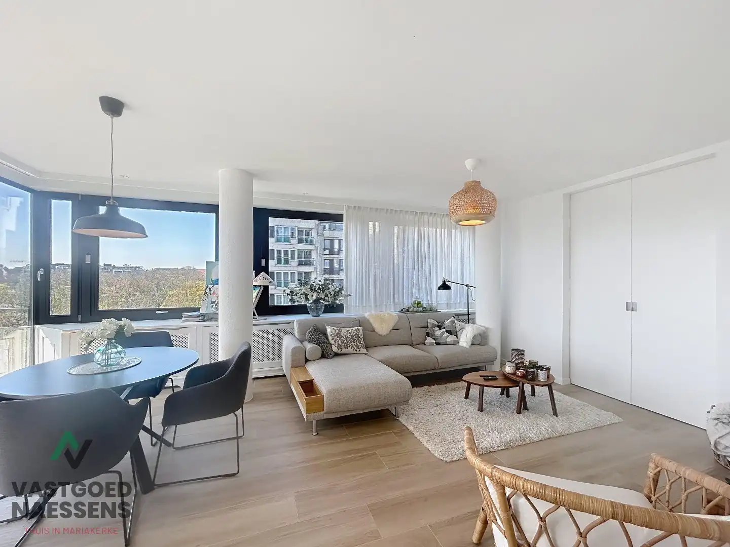 SCHITTEREND 2 SLPK APP MET PANORAMISCH ZICHT EN TERRAS foto 8