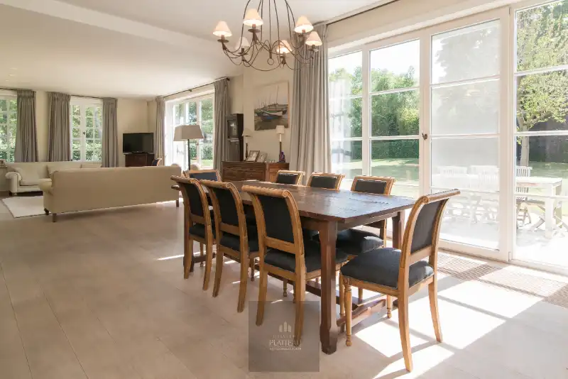 Uitzonderlijke villa op 3299m² gelegen op toplocatie te Nieuwpoort-Bad. foto 9