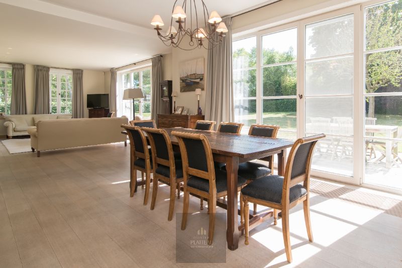 Uitzonderlijke villa op 3299m² gelegen op toplocatie te Nieuwpoort-Bad. foto 9