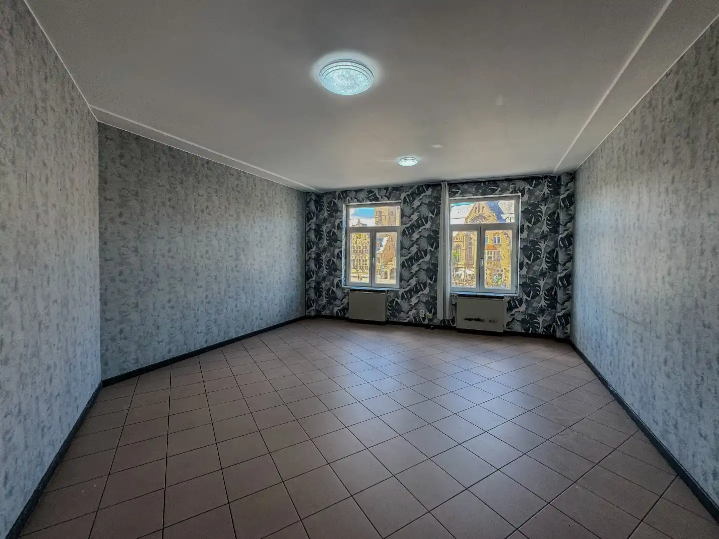 Gezellig éénslaapkamersappartement (63m²) met terras. foto 2