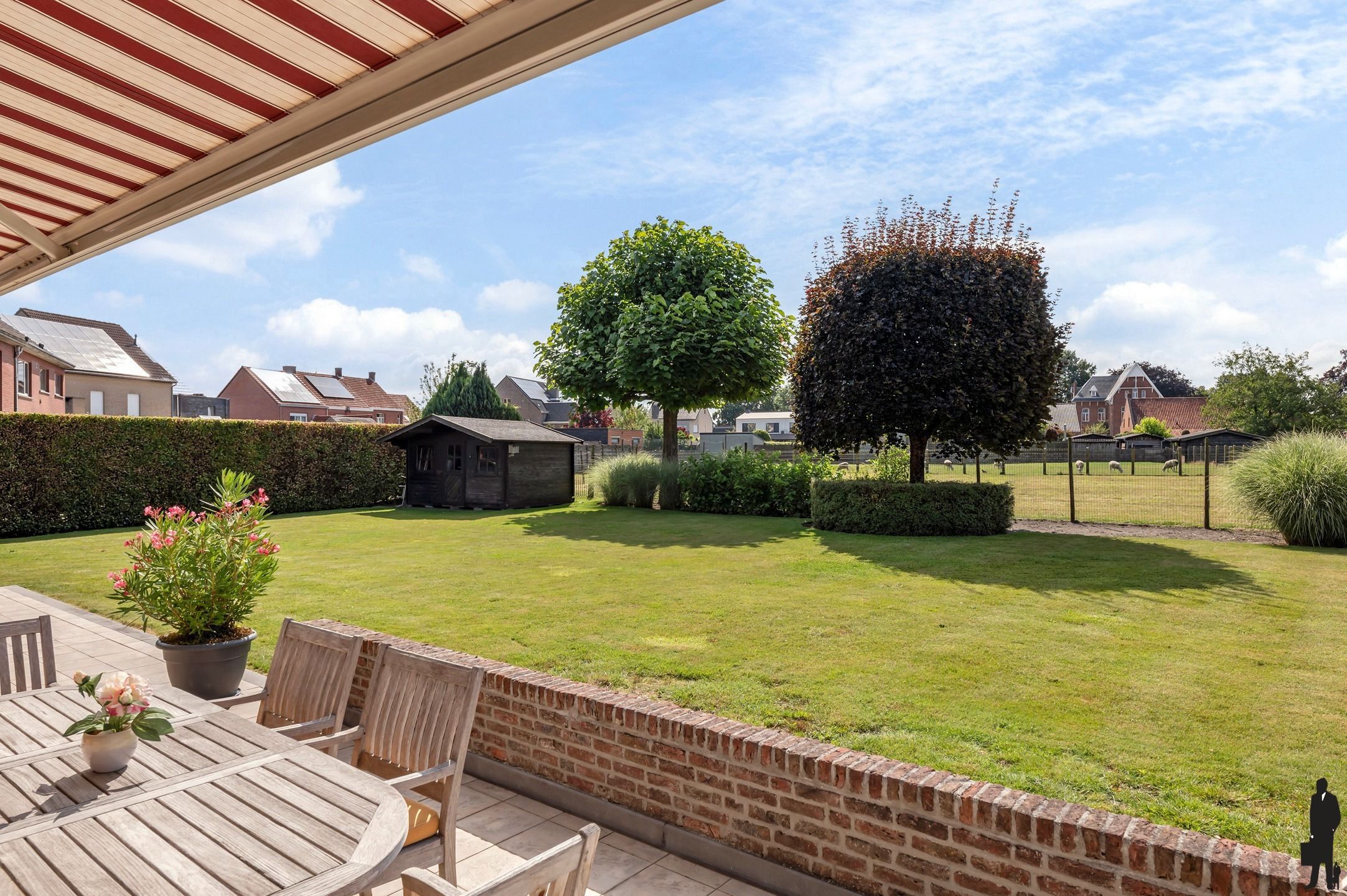 Uitstekende villa met 4 slpk. op ca. 2.000m² in Weelde foto 30