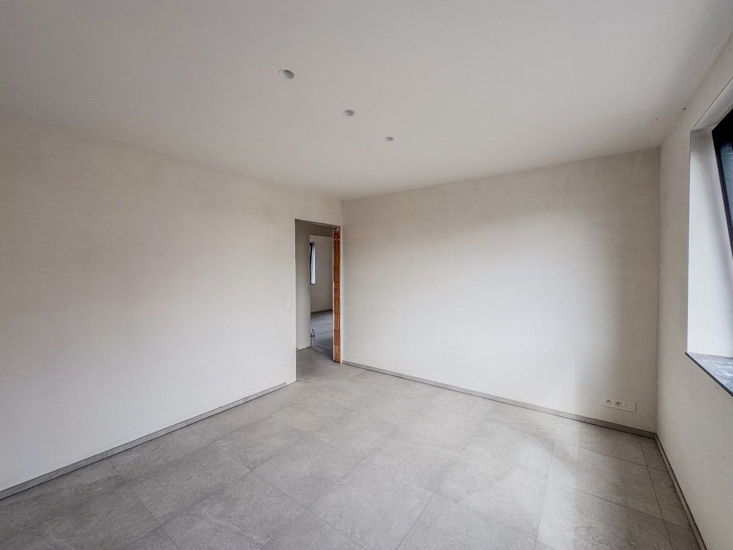 Energiezuinige nieuwbouwwoning met 3 slaapkamers, ruime garage en tuin. foto 13