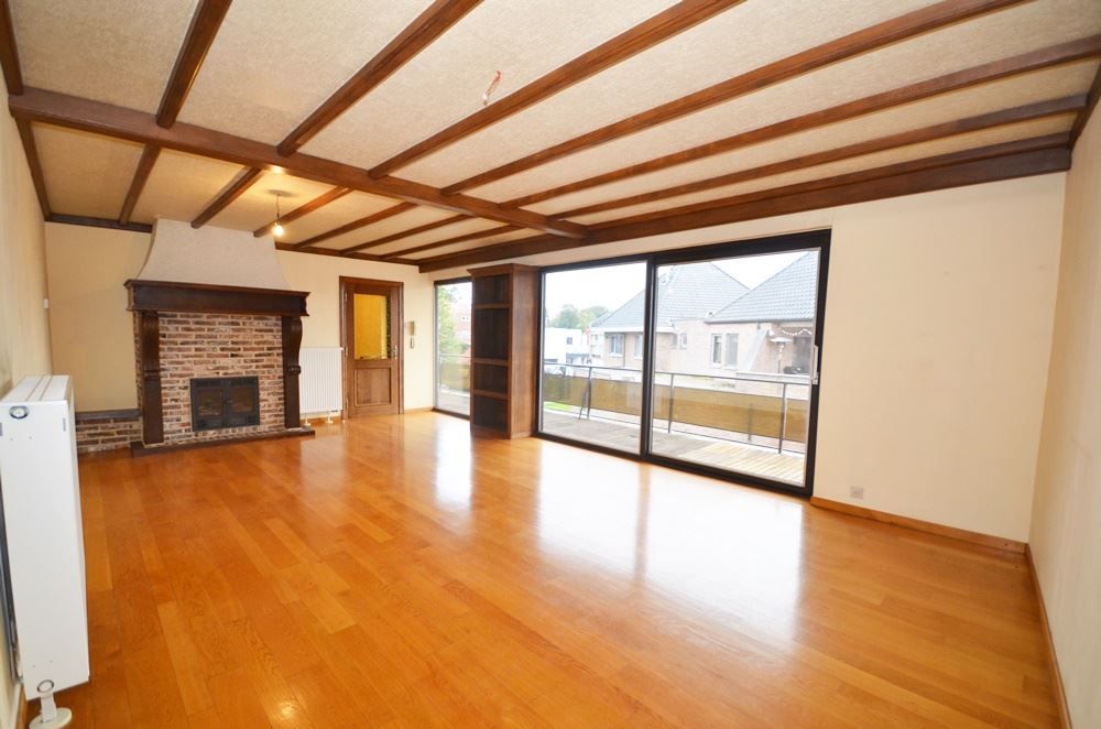 CENTRAAL GELEGEN HANDELSPAND MET VELE MOGELIJKHEDEN IN HET CENTRUM VAN HECHTEL! foto 29