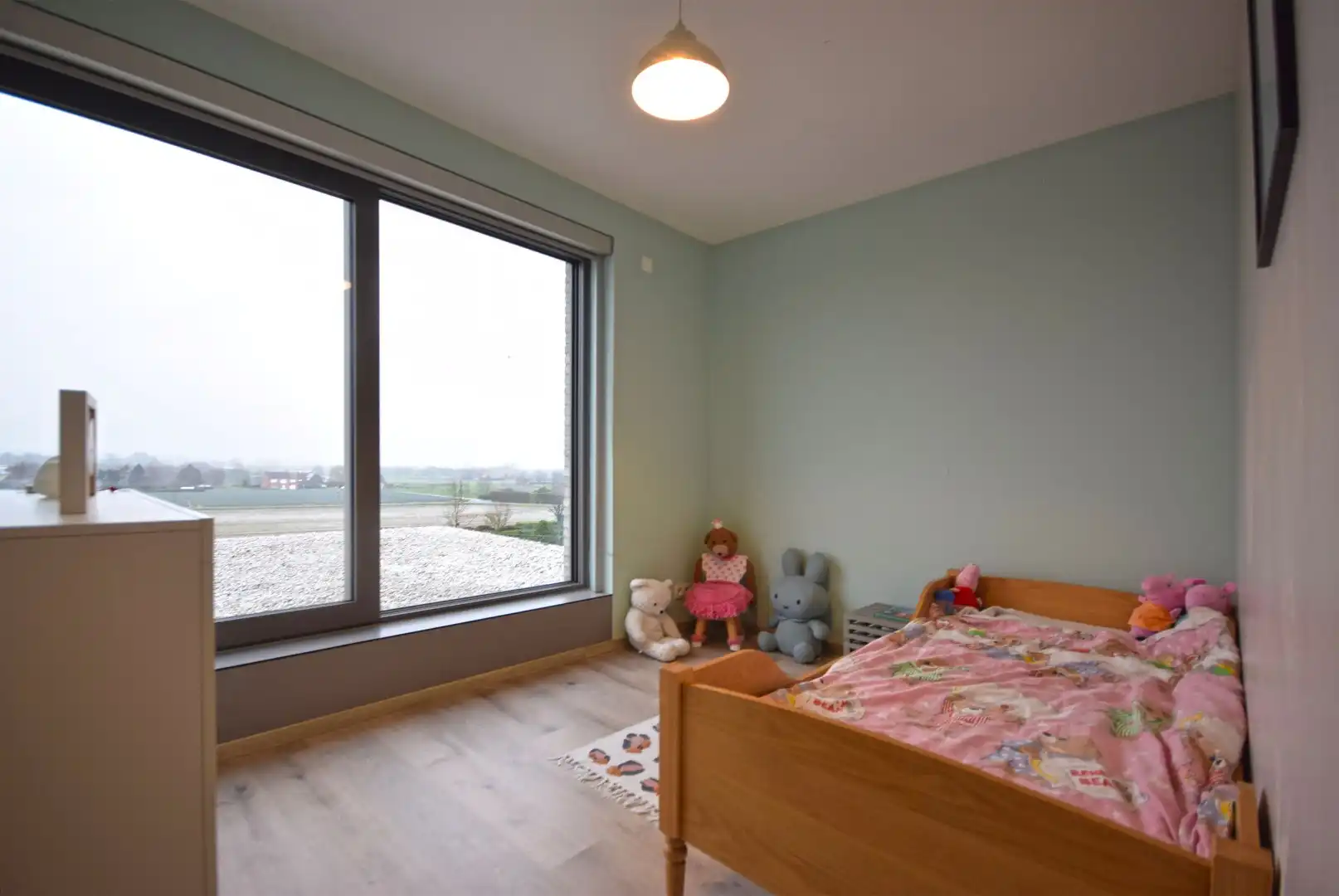 Ruime recente halfopen bebouwing met panoramisch verzicht foto 7