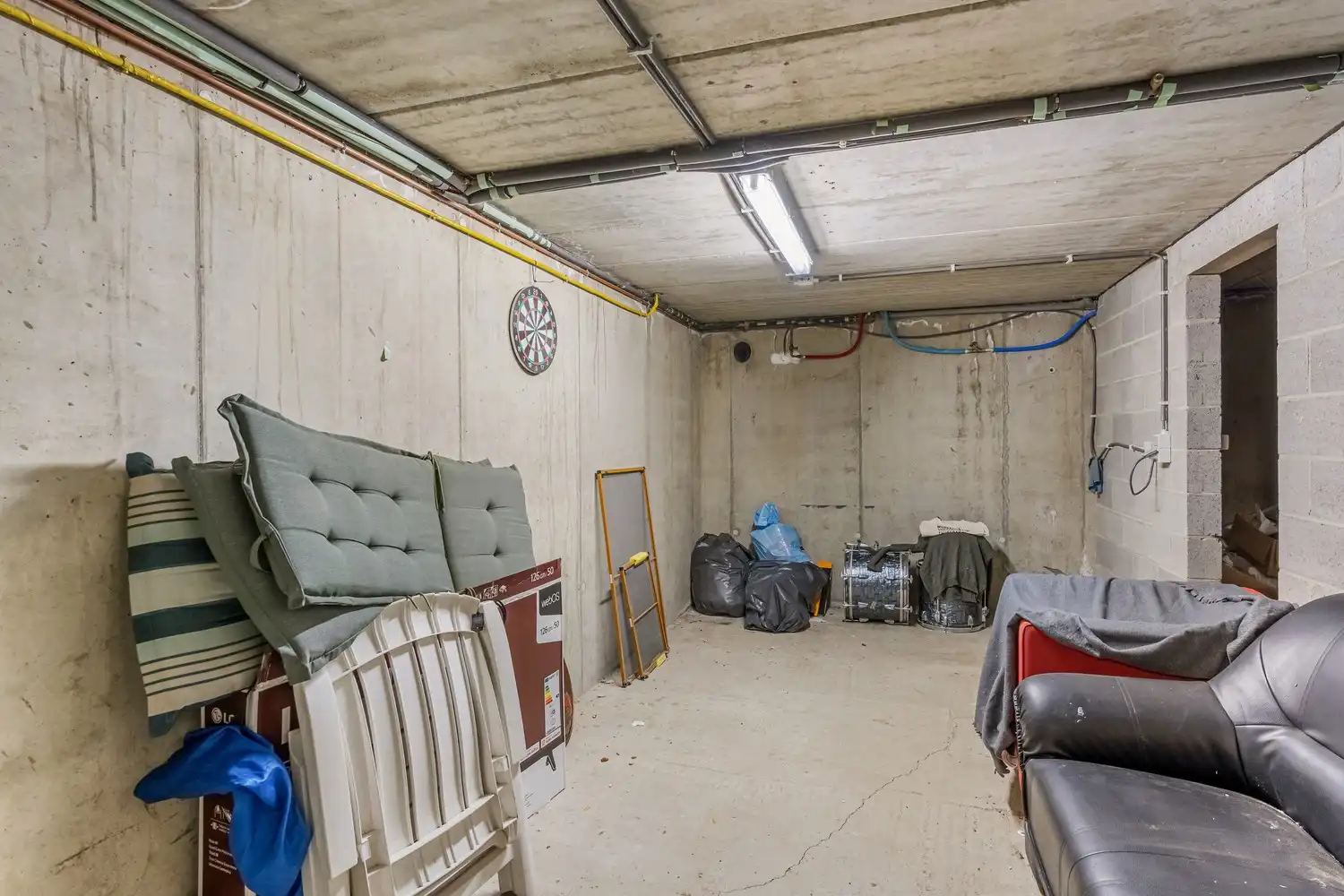 Eengezinswoning met 4 slaapkamers, dubbele garage en zuidoost gerichte tuin in Halmaal foto 15