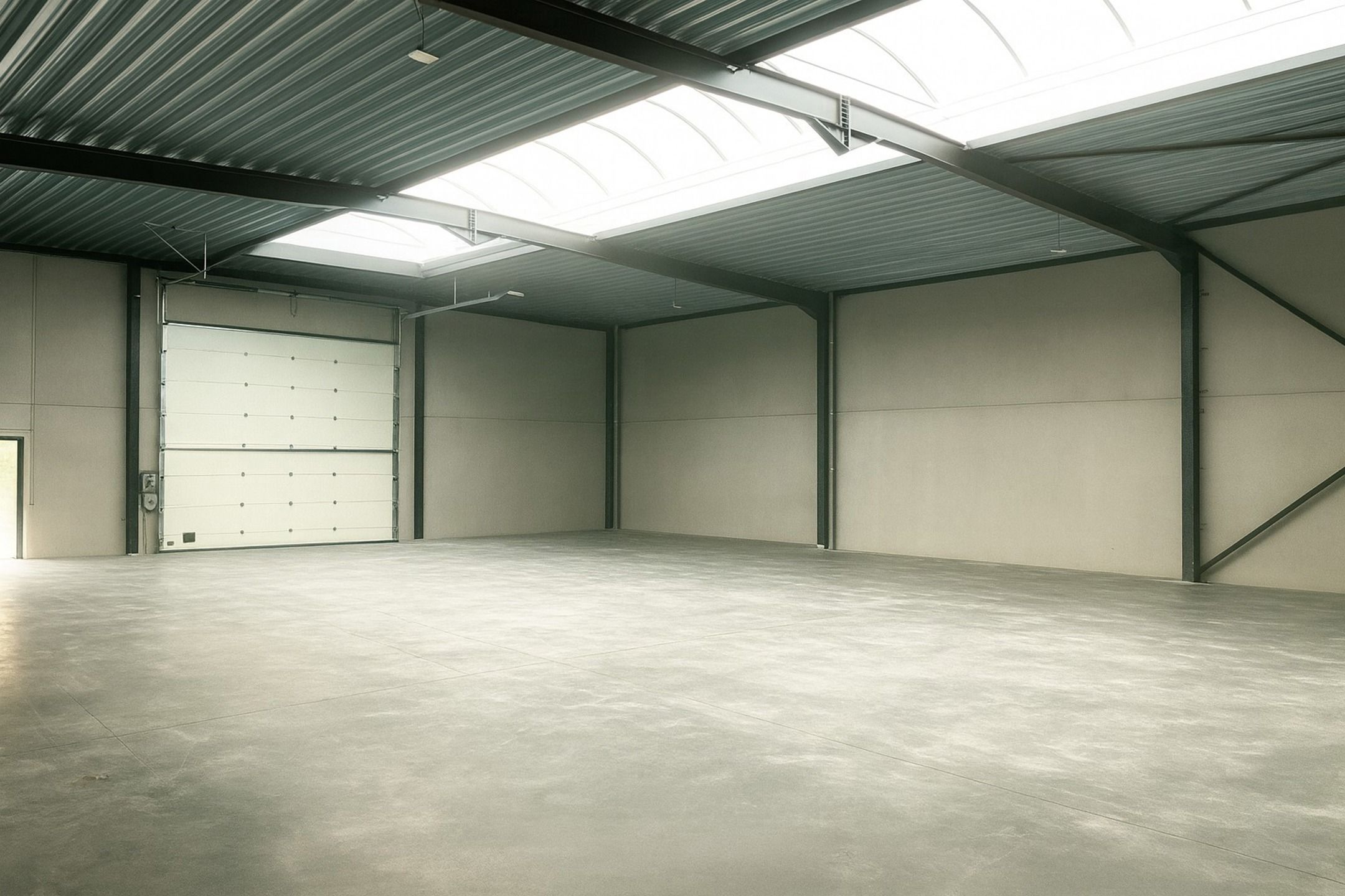 Ruim en multifunctioneel magazijn in Zottegem foto 3