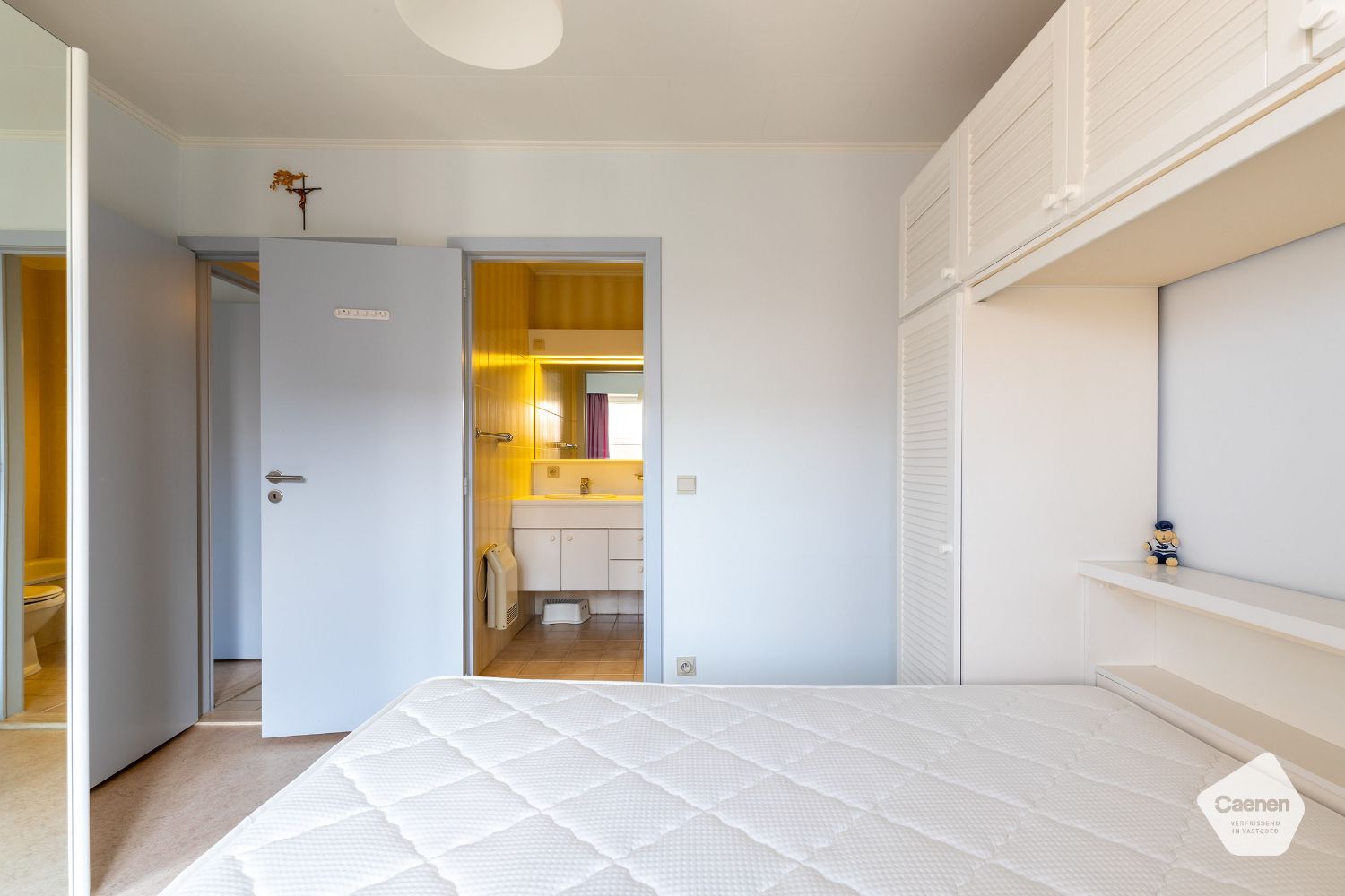 Ruim appartement op Groenendijk met 2 slaapkamers foto 8