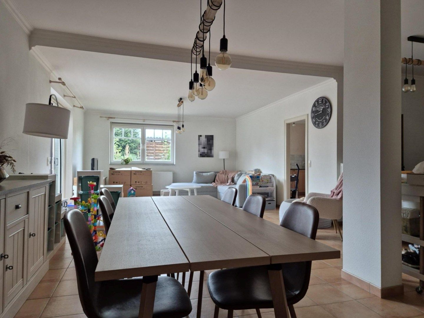 Gelijkvloers appartement met 2 slaapkamers, terras en tuin. foto 6