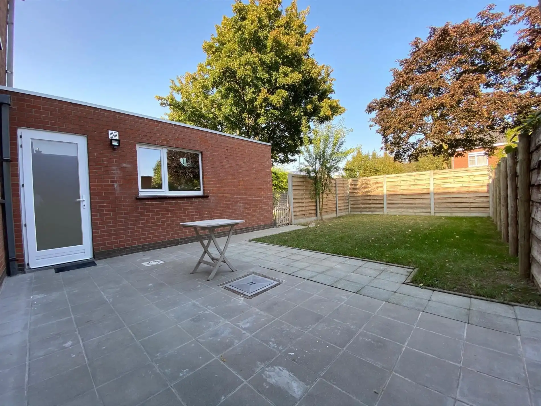 Woning met 3 slaapkamers en garage te Roeselare (Vrij: 1/09/2026) foto 7