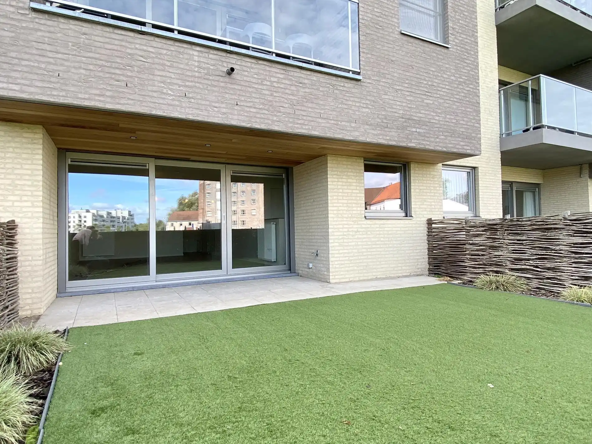 Ontdek dit prachtig gelijkvloers appartement met tuin en zicht op de Leie te Harelbeke! foto 11