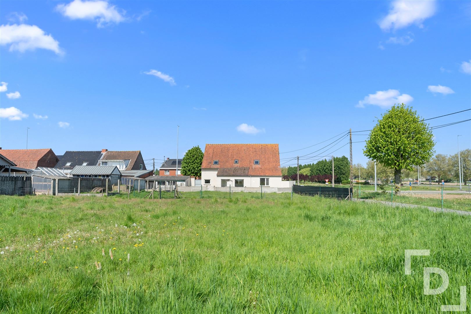 Vrijstaande woning op ruim perceel te koop te Vlamertinge. foto 29