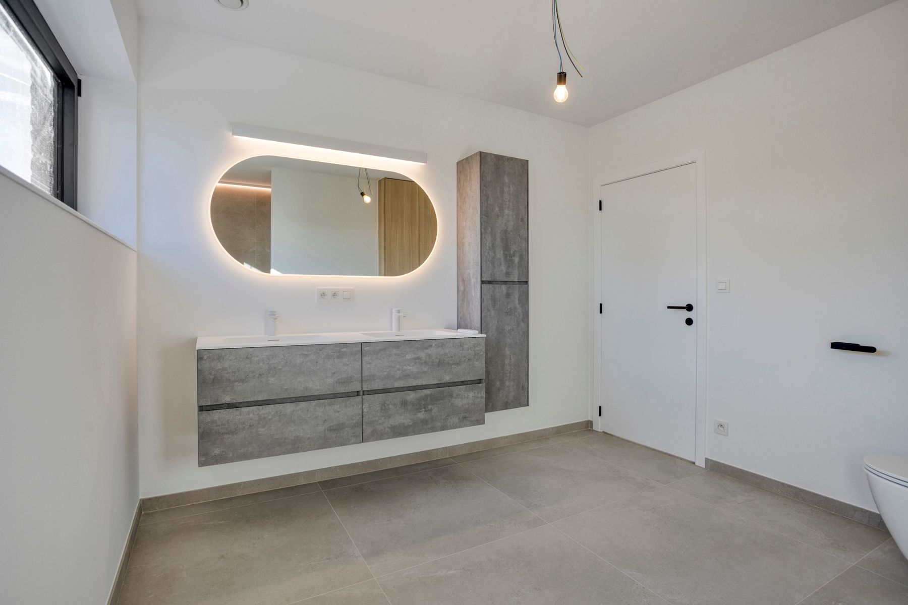 Luxueuze nieuwbouwwoning met 3 slaapkamers.  foto 16