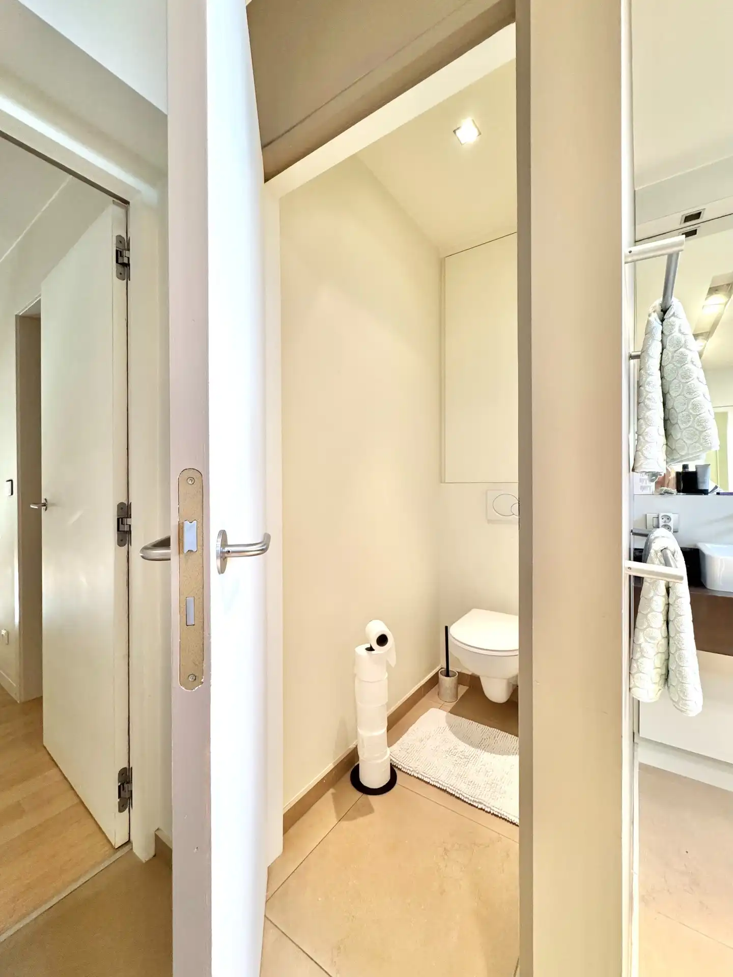 RUIME TIJDLOZE VILLA | 2.800 M² foto 29